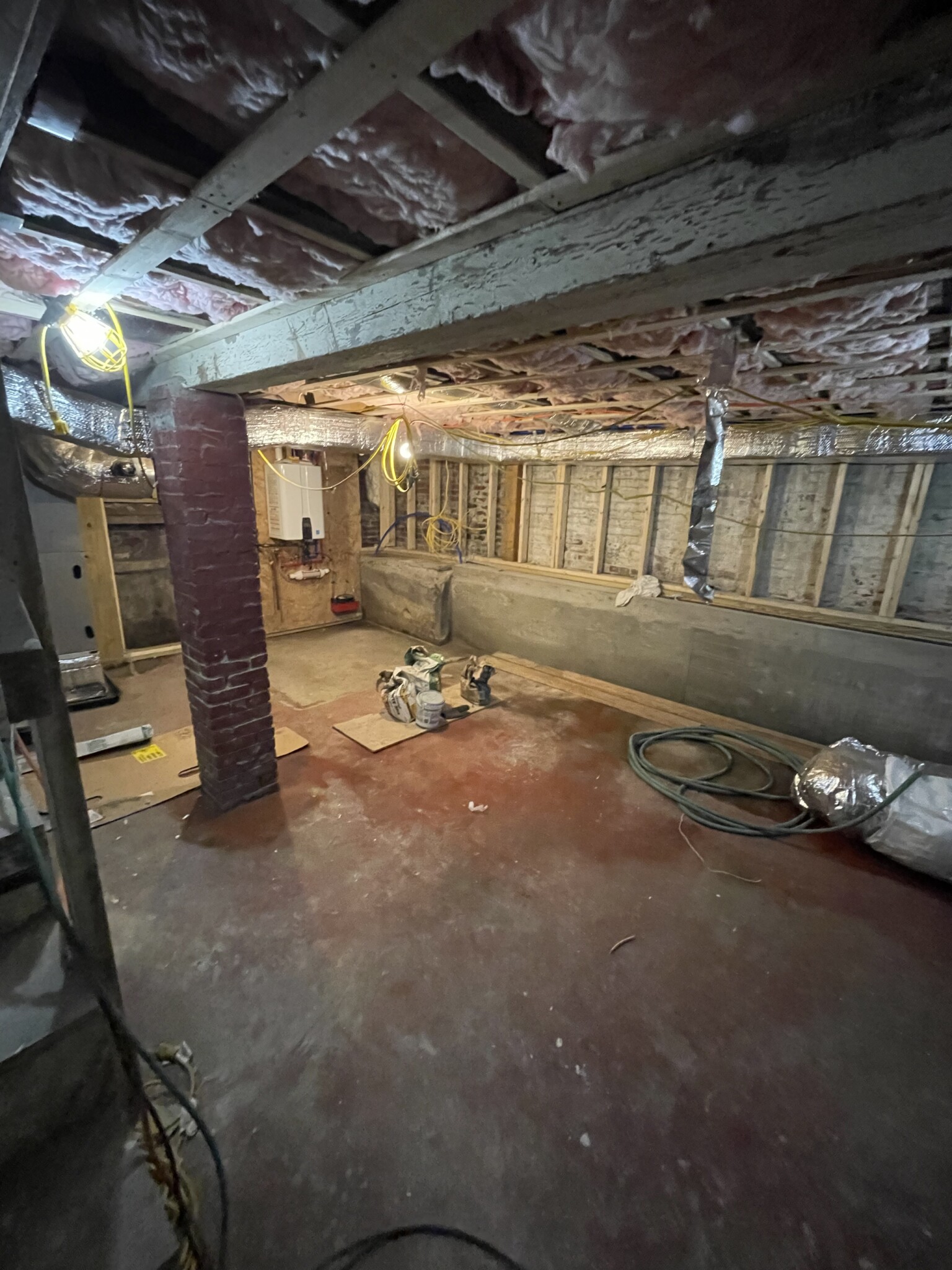 138 8th St, South Boston