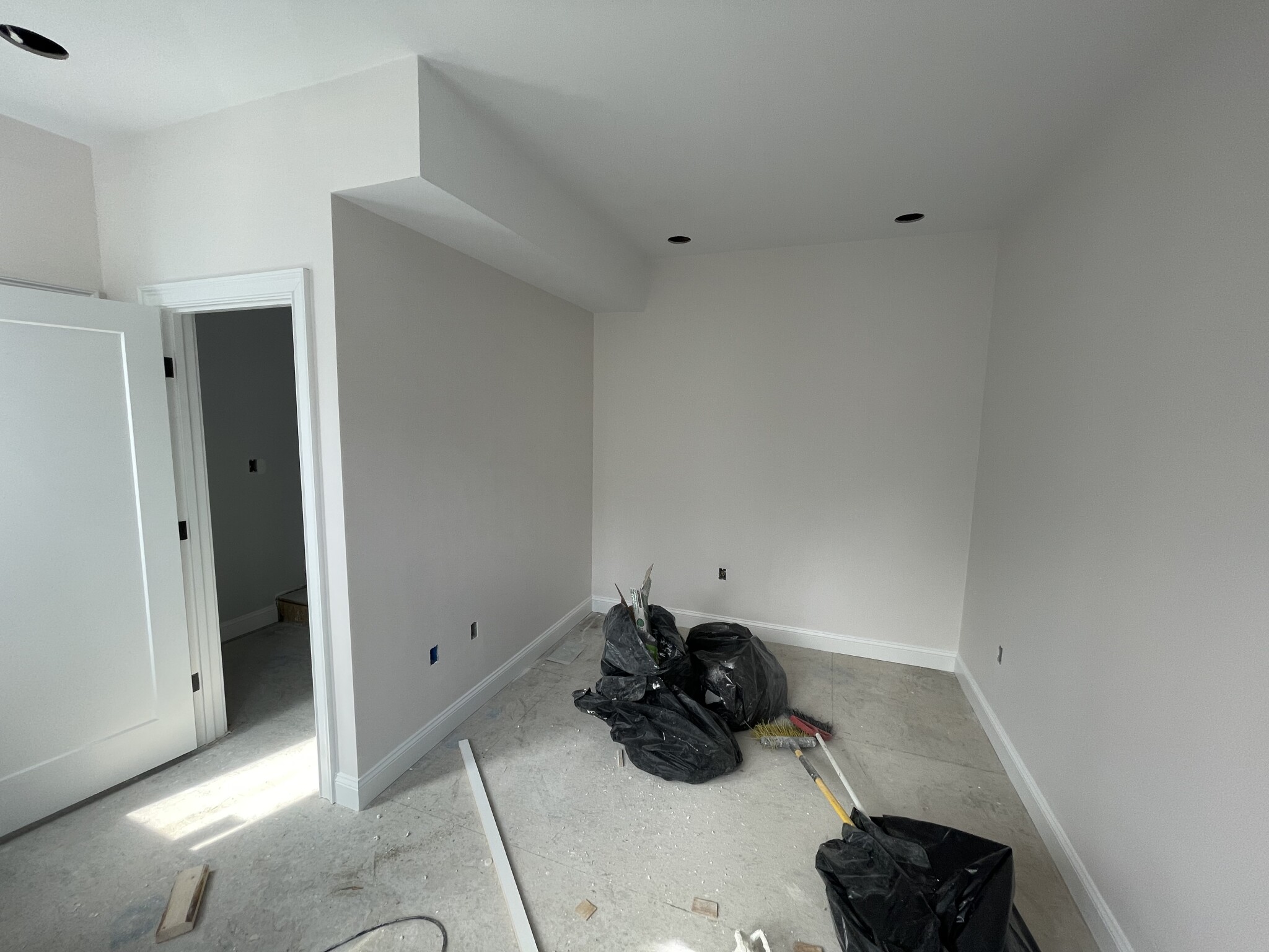 138 8th St, South Boston