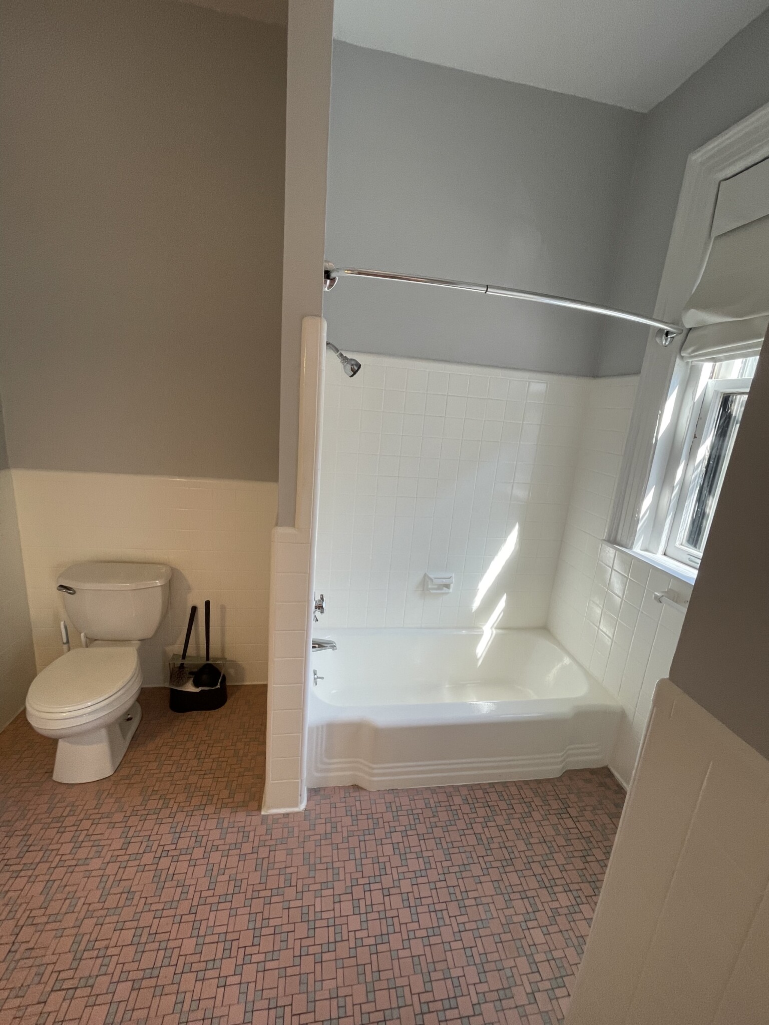 174 Bay State Rd, Fenway