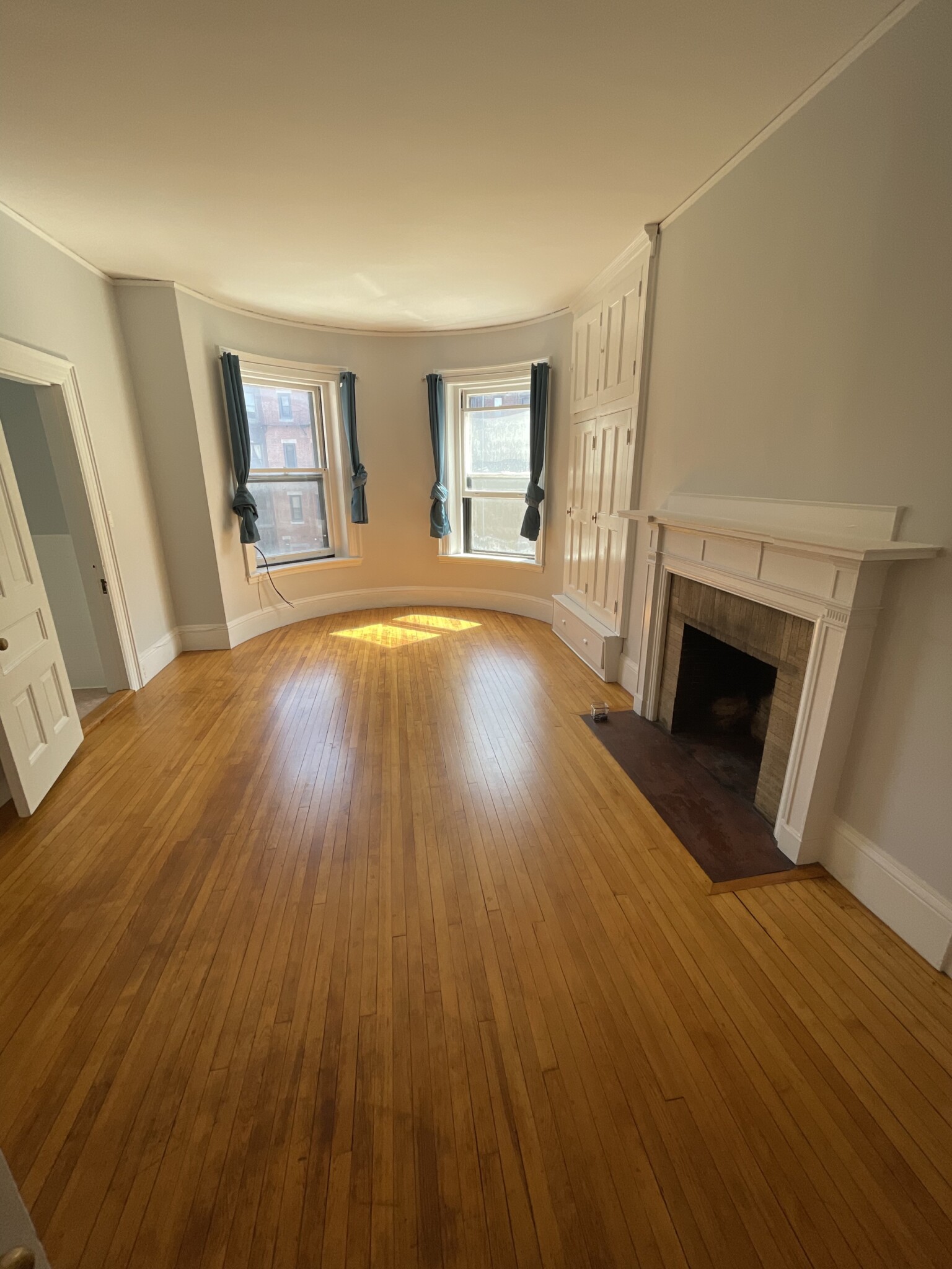 174 Bay State Rd, Fenway