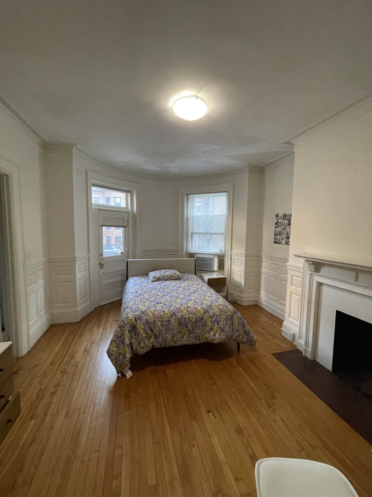 174 Bay State Rd, Fenway