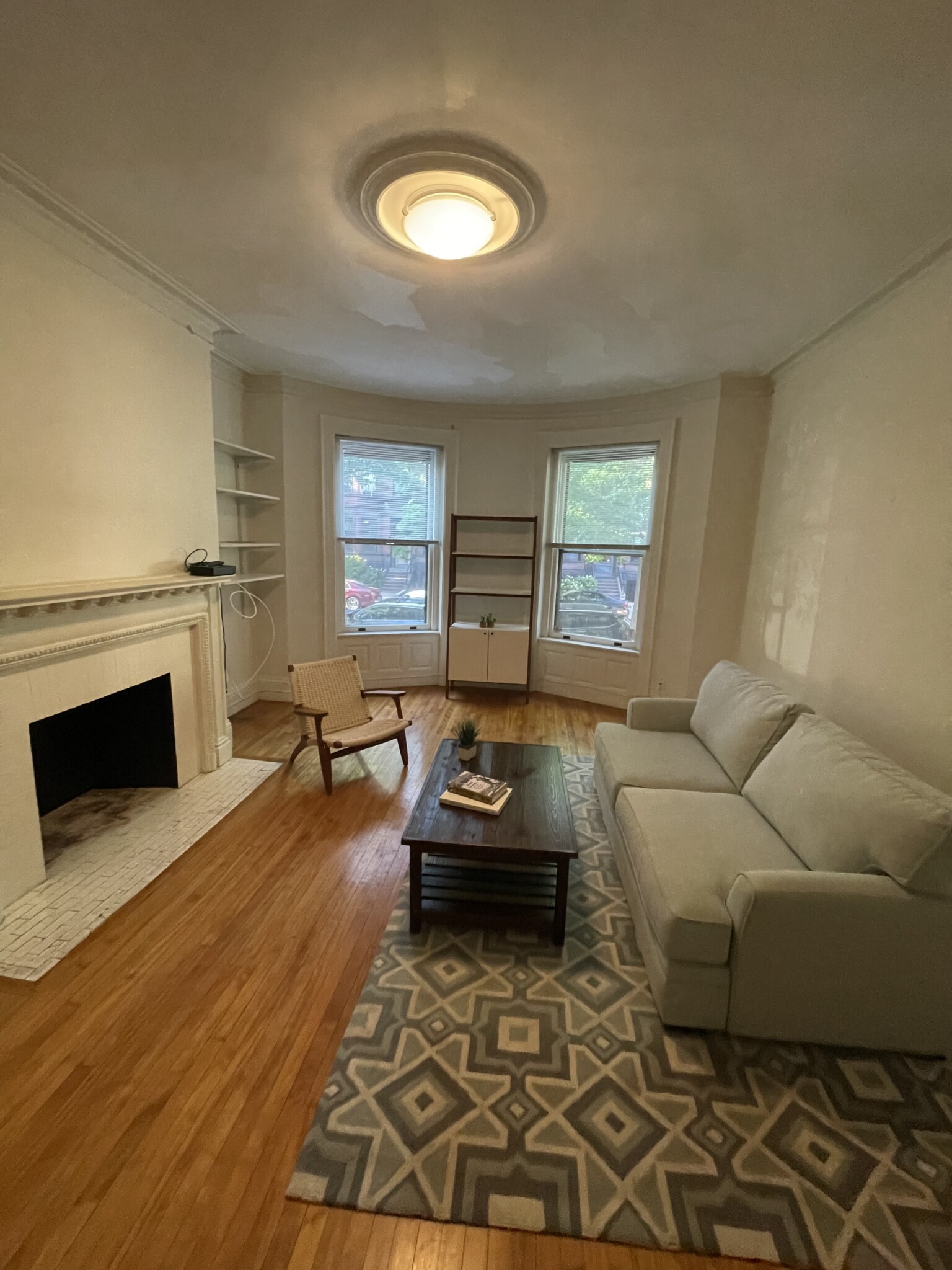 174 Bay State Rd, Fenway