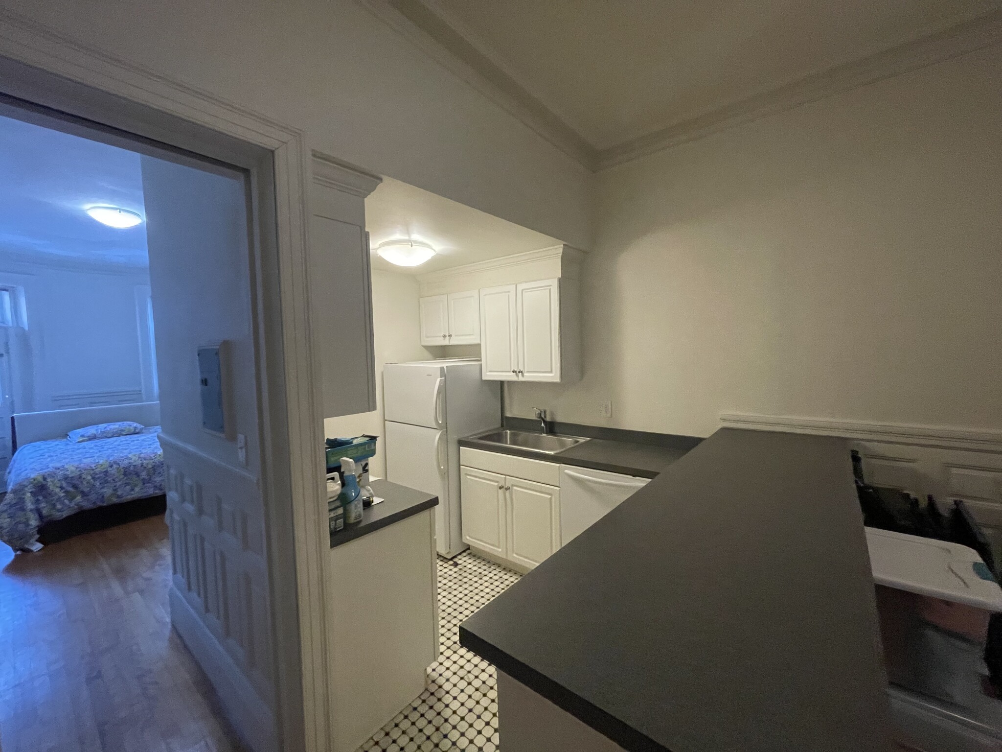 174 Bay State Rd, Fenway