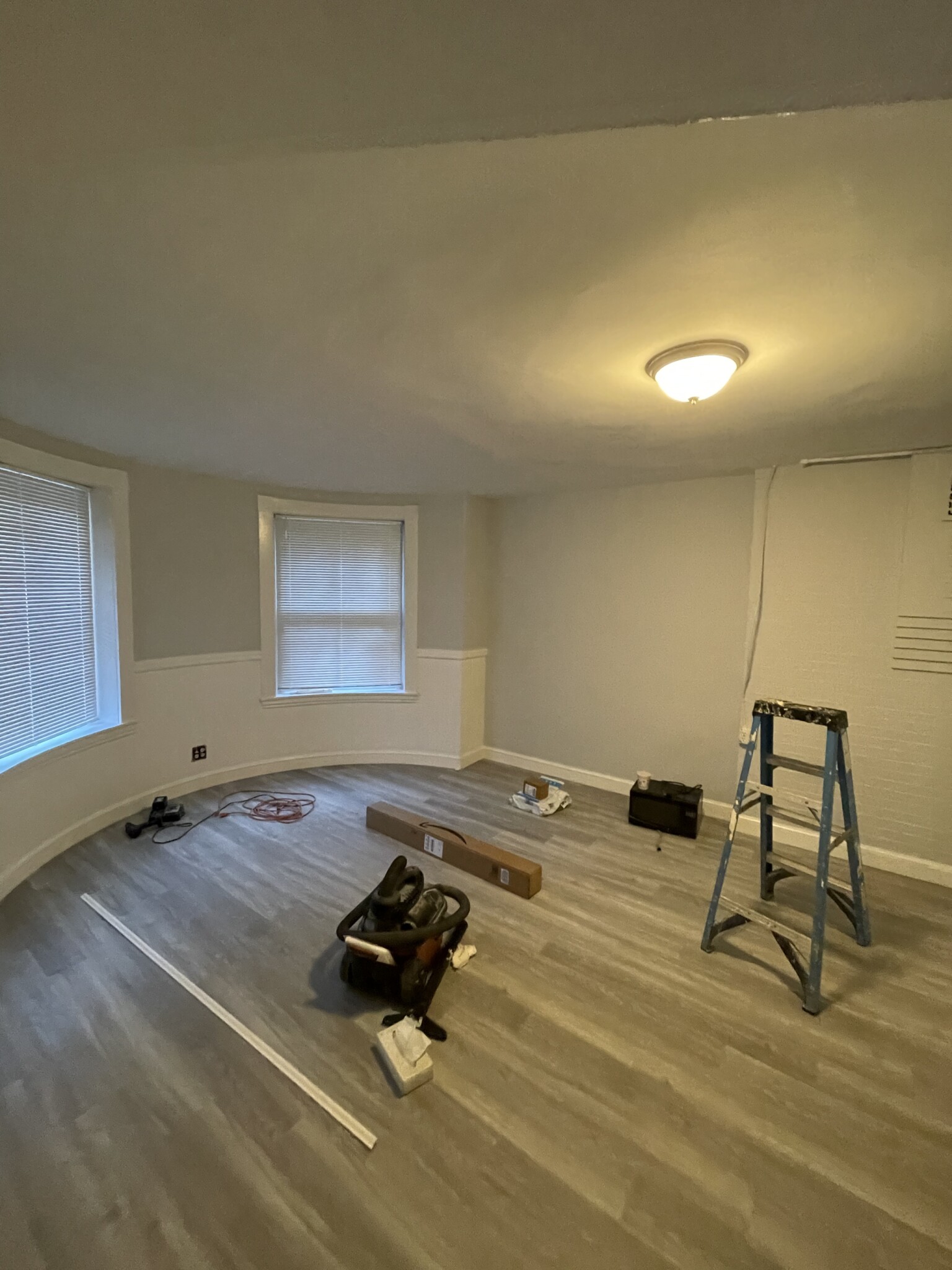 174 Bay State Rd, Fenway