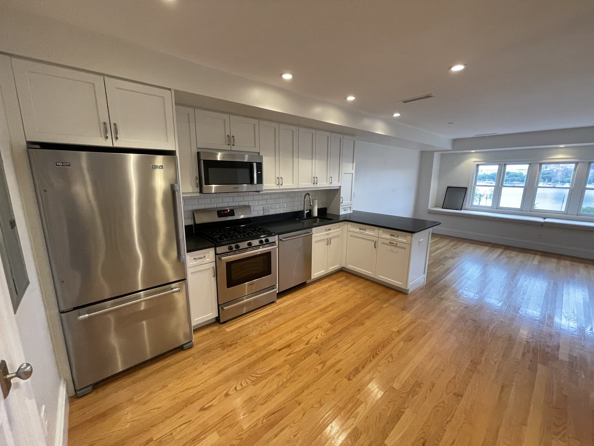 300 Beacon St, Back Bay