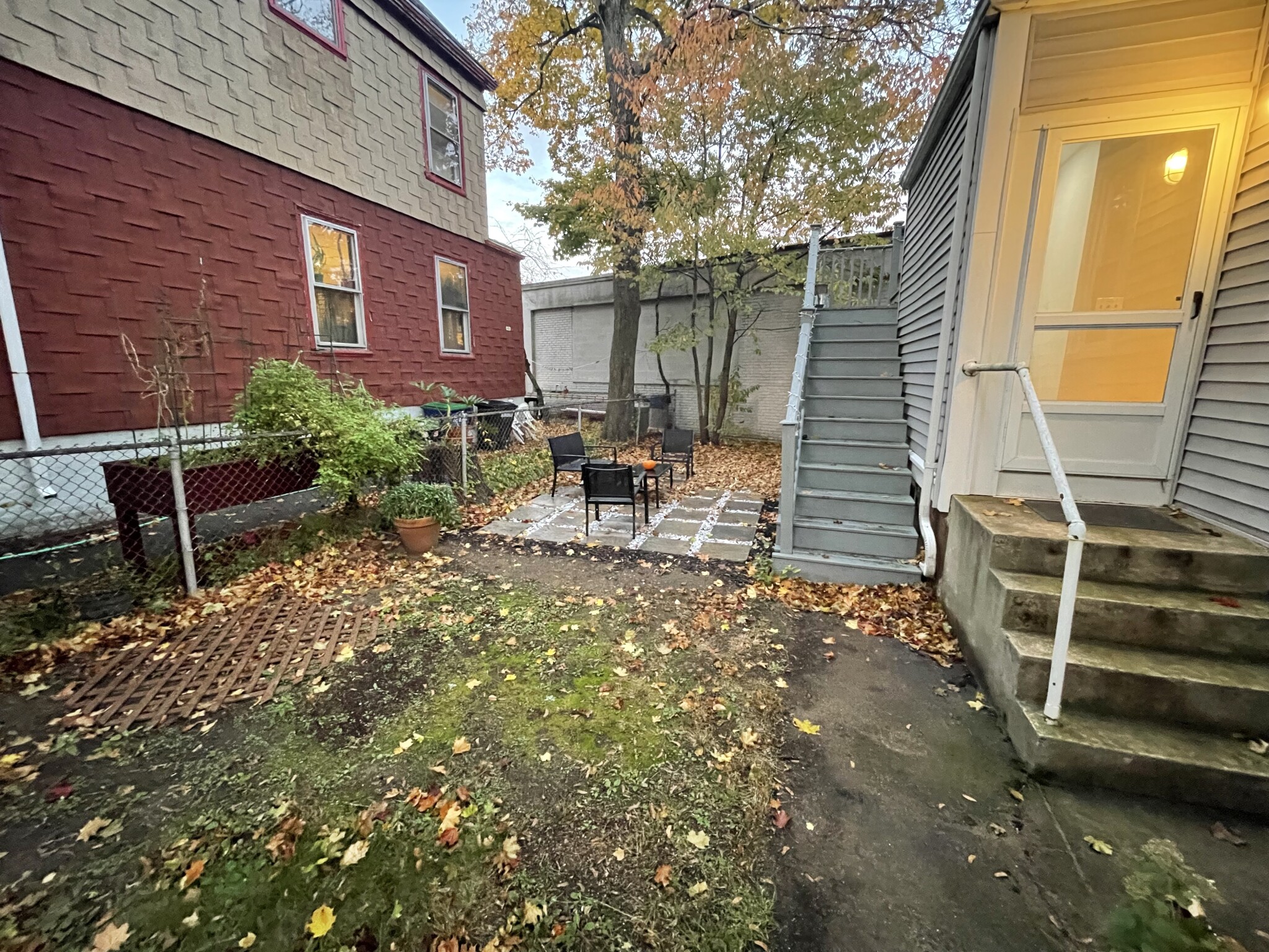 97 Dover St, Davis Square