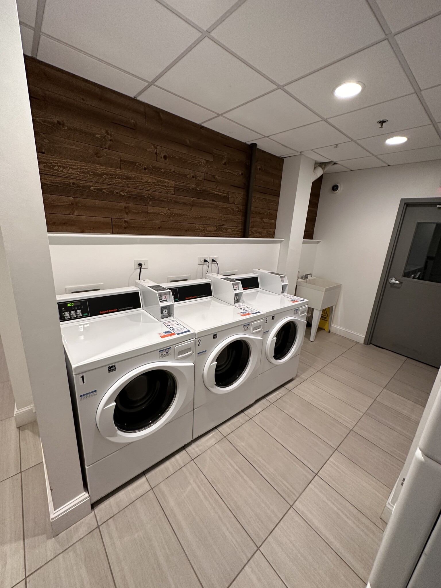 829 Beacon St, Fenway