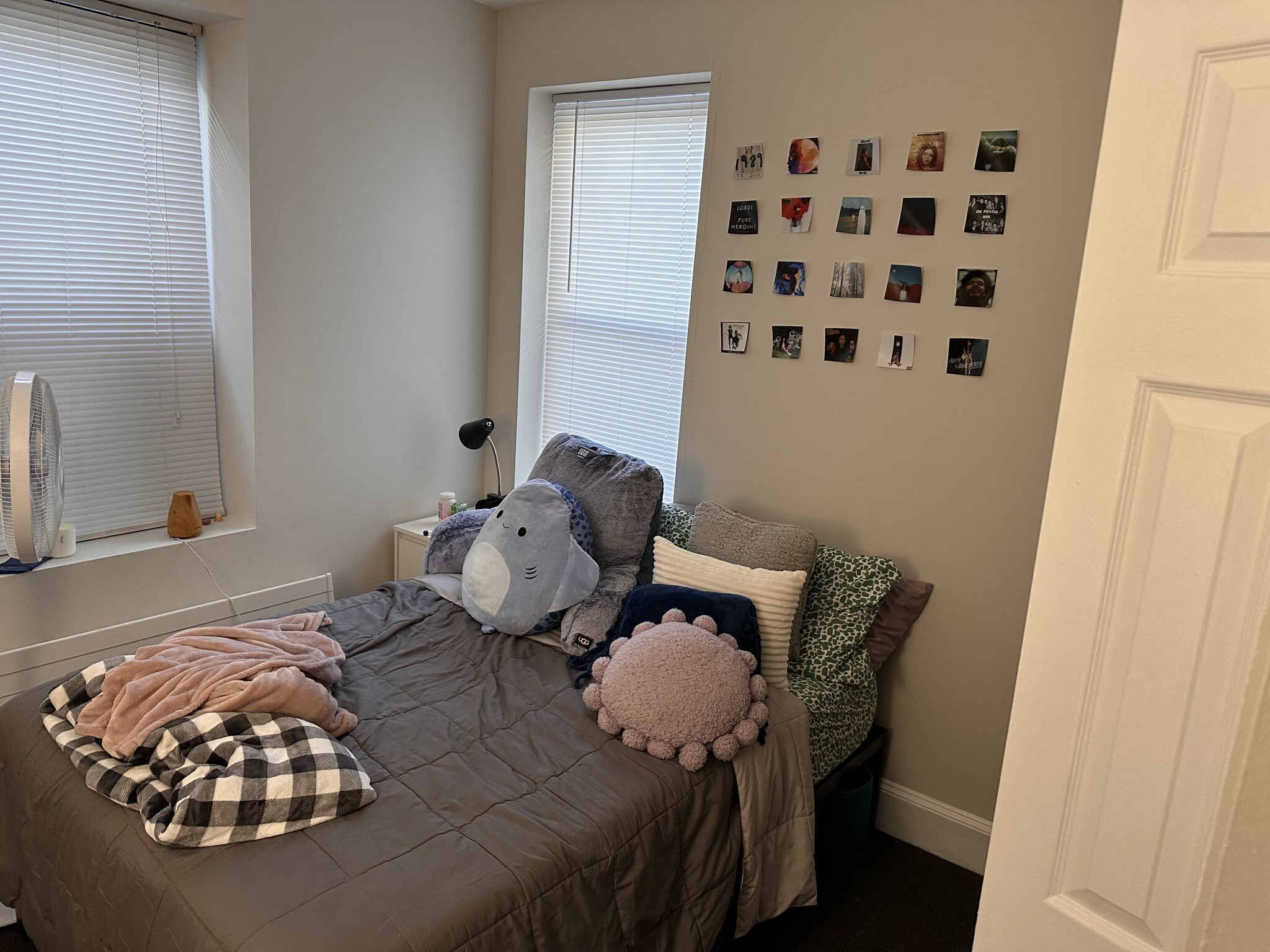 829 Beacon St, Fenway