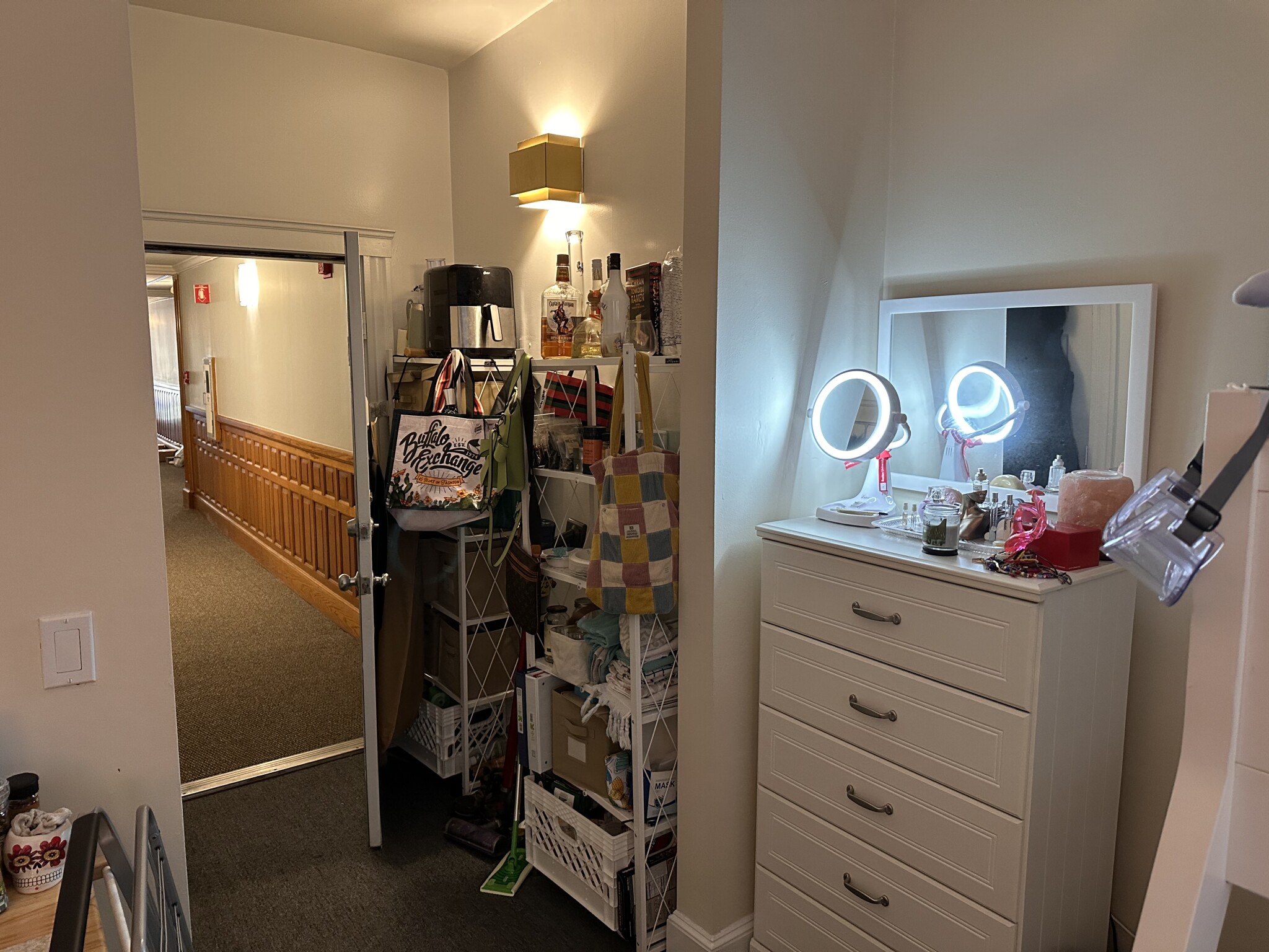 833 Beacon St, Fenway