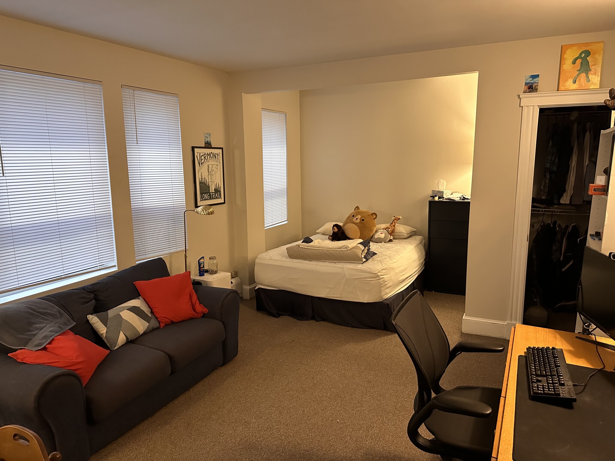 833 Beacon St, Fenway