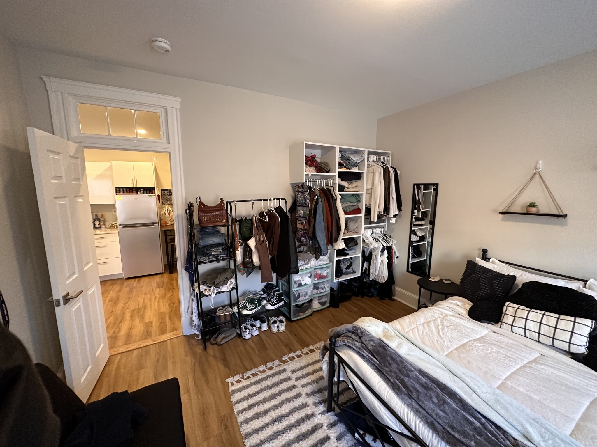 833 Beacon St, Fenway