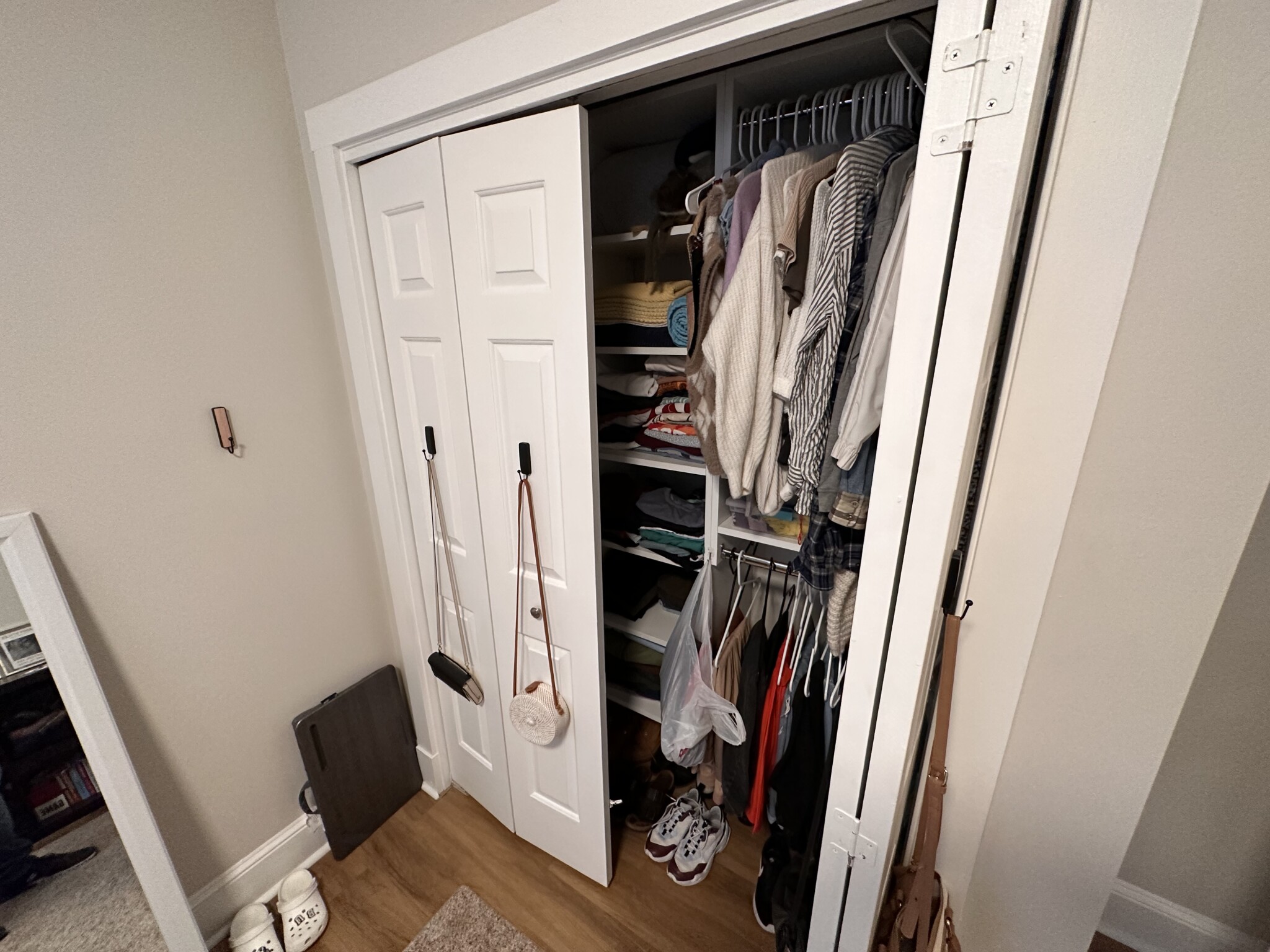 833 Beacon St, Fenway