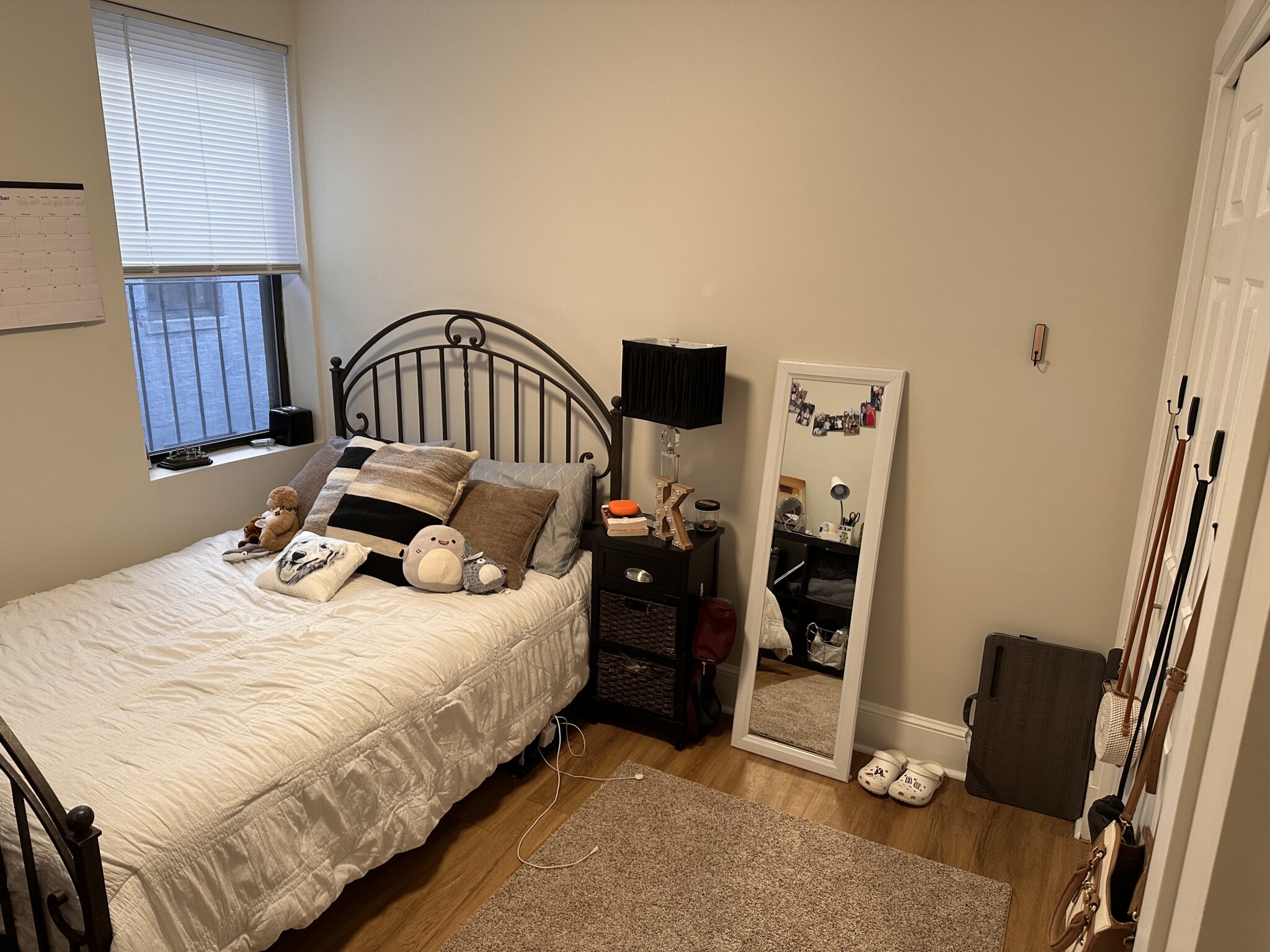 833 Beacon St, Fenway