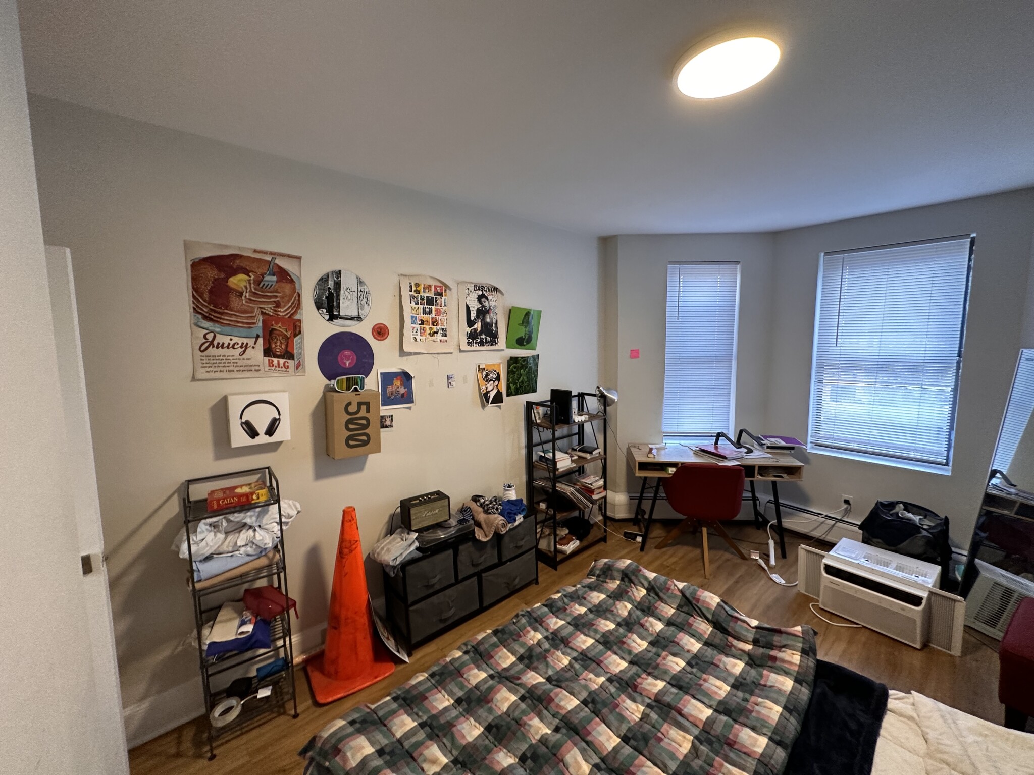 833 Beacon St, Fenway