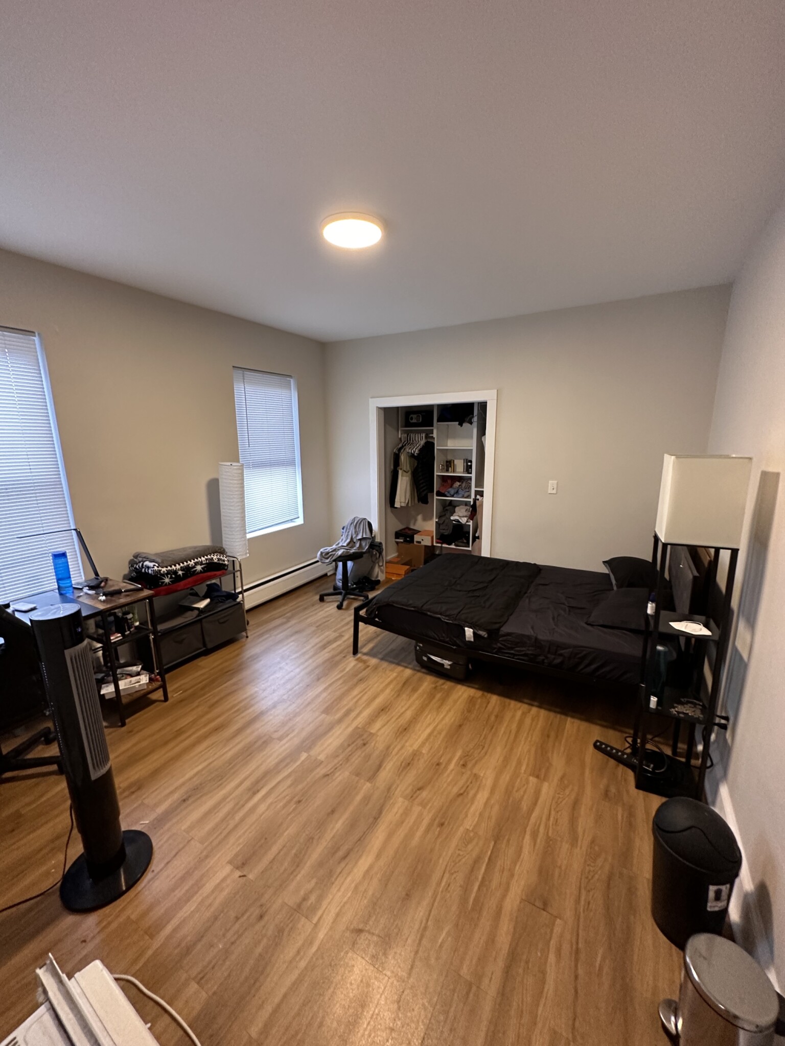 833 Beacon St, Fenway