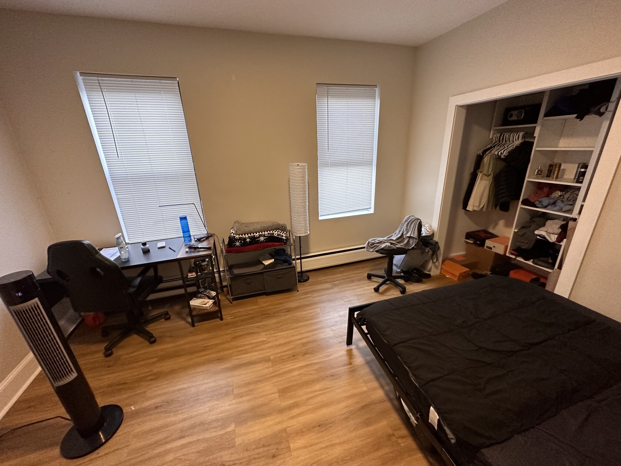 833 Beacon St, Fenway