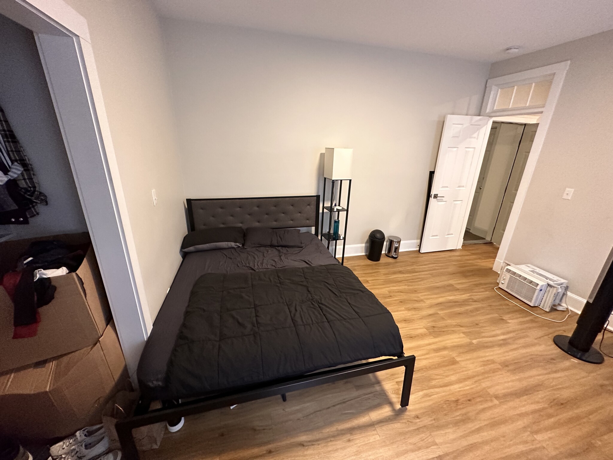 833 Beacon St, Fenway