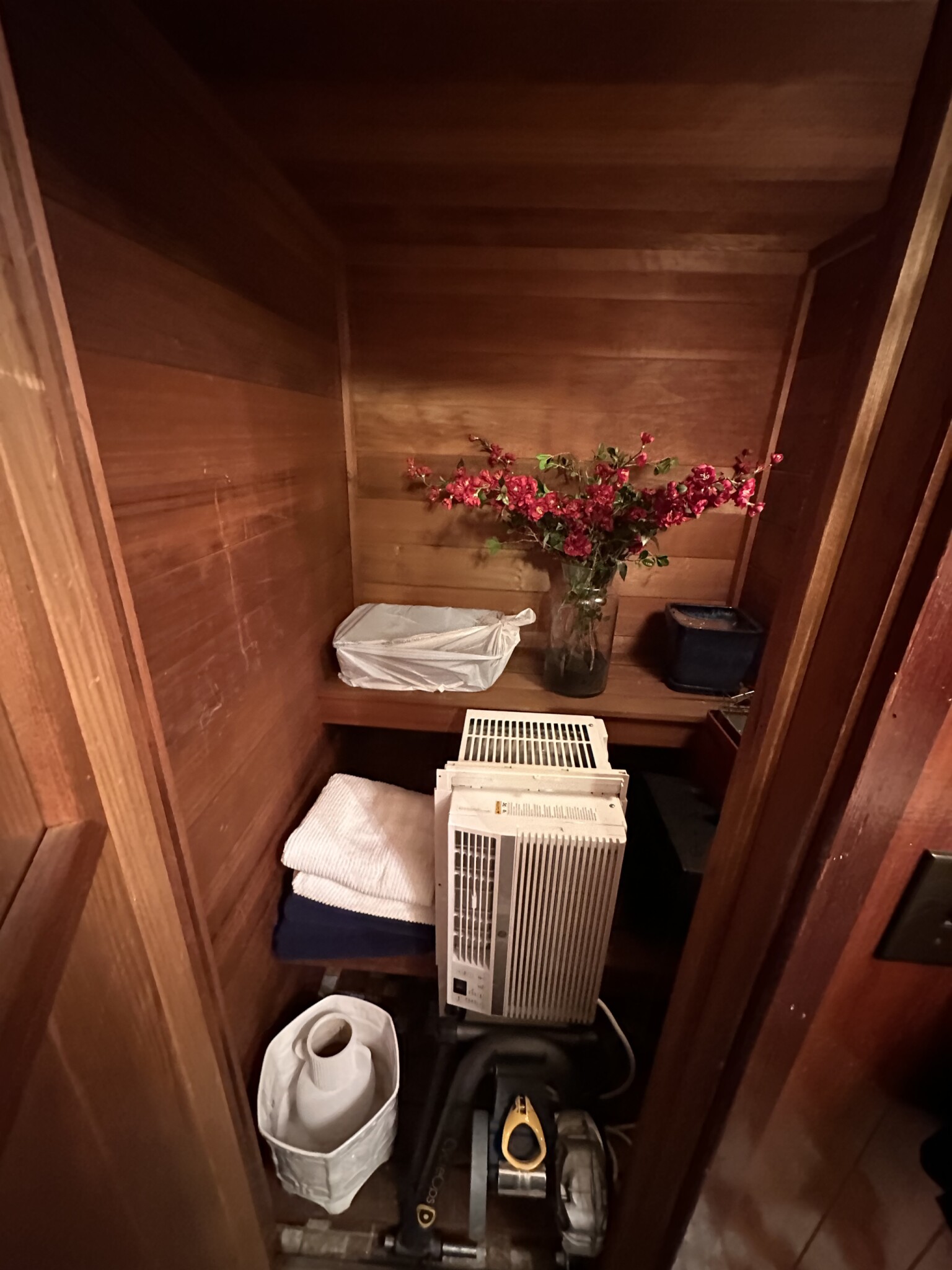 31 Grove St, Beacon Hill