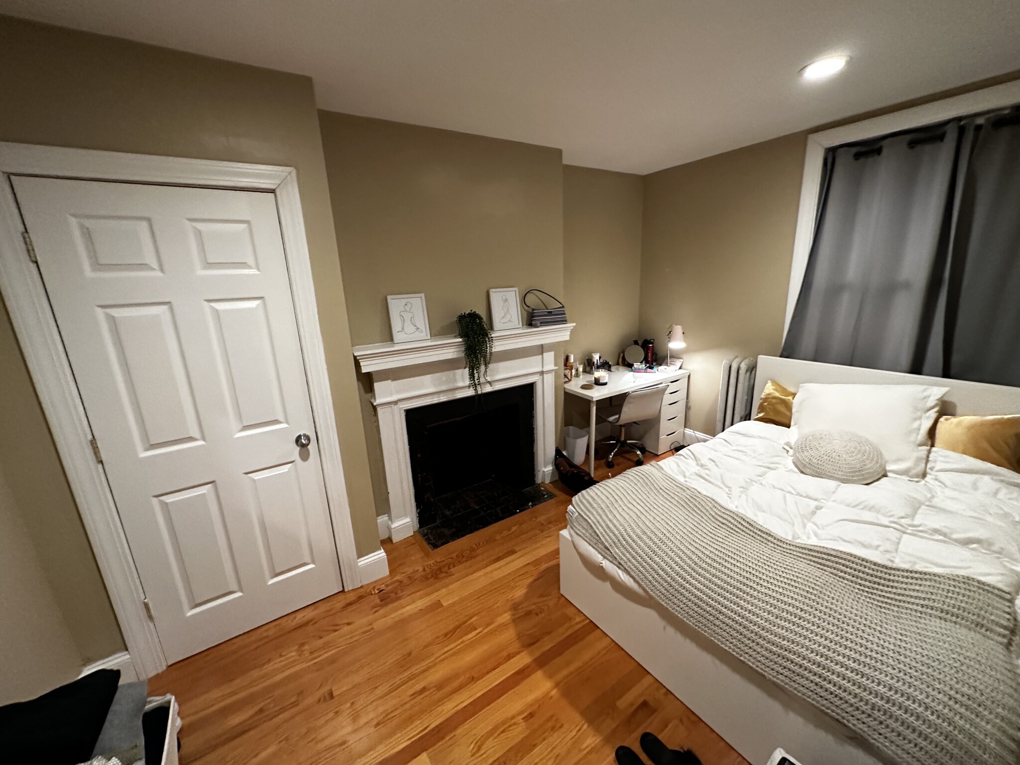 72 Egmont St, Coolidge Corner