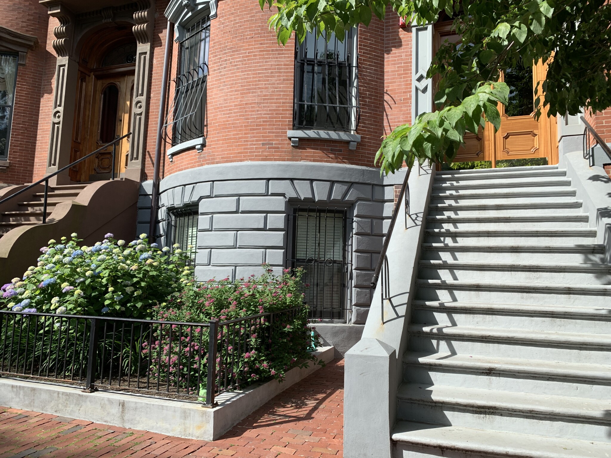 3 Worcester Sq, South End