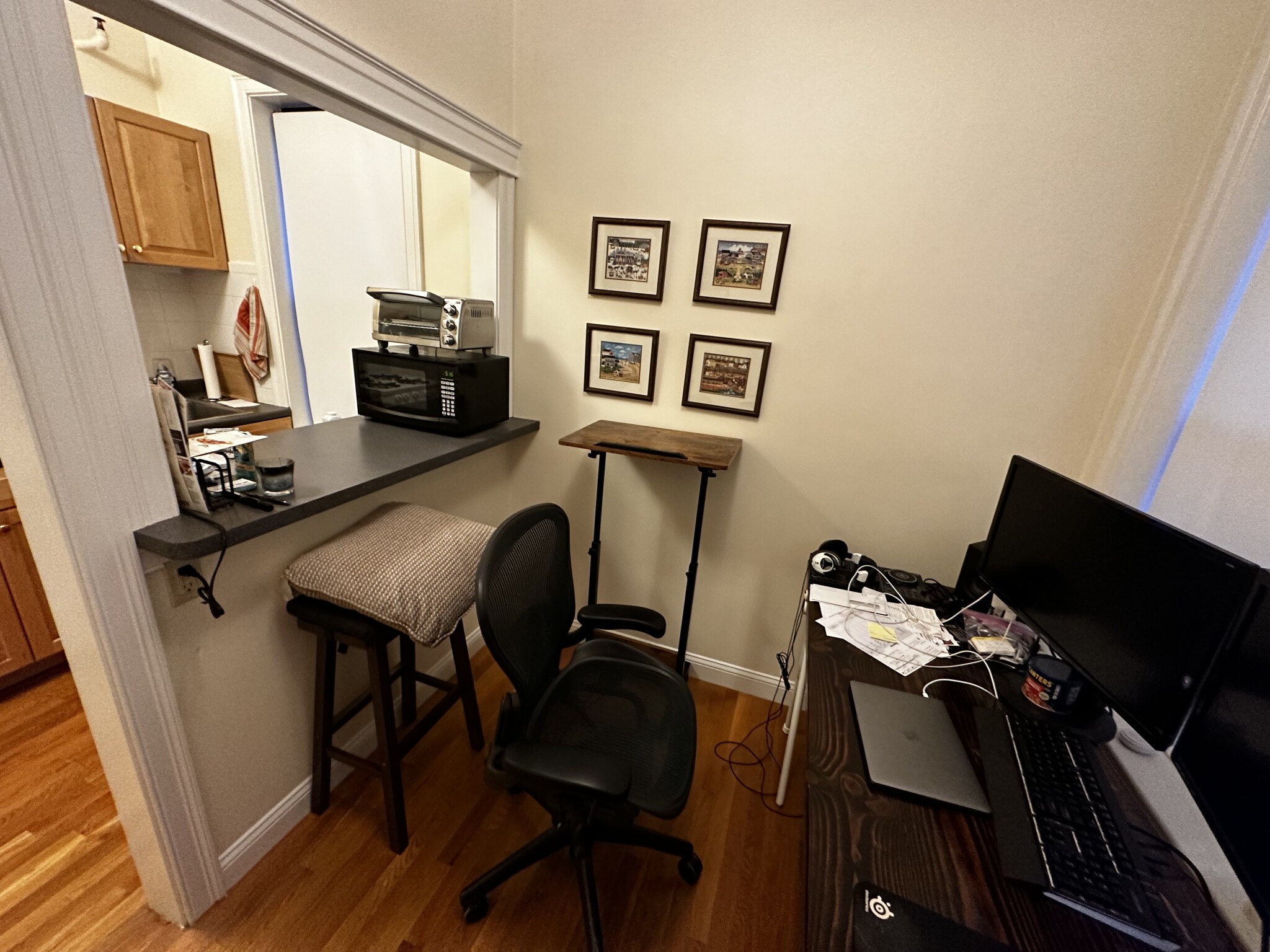 4 Park Vale Ave, Allston