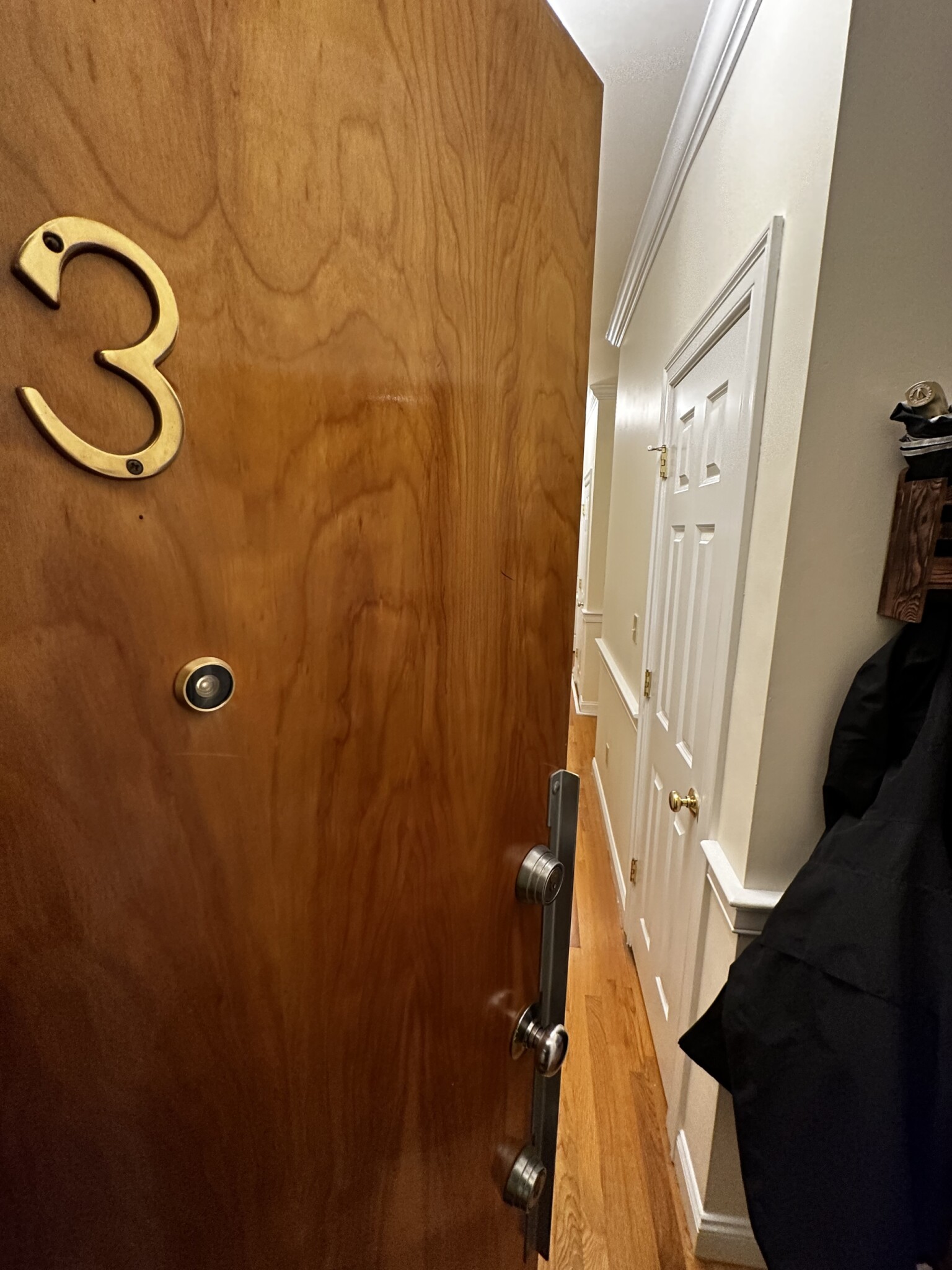 4 Park Vale Ave, Allston