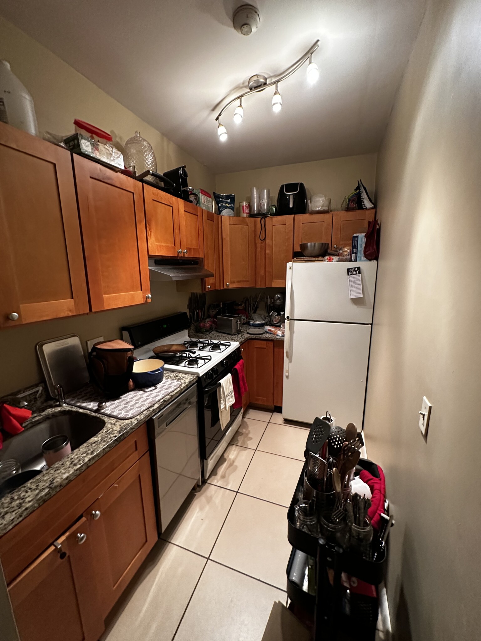 17 Highgate St, Allston