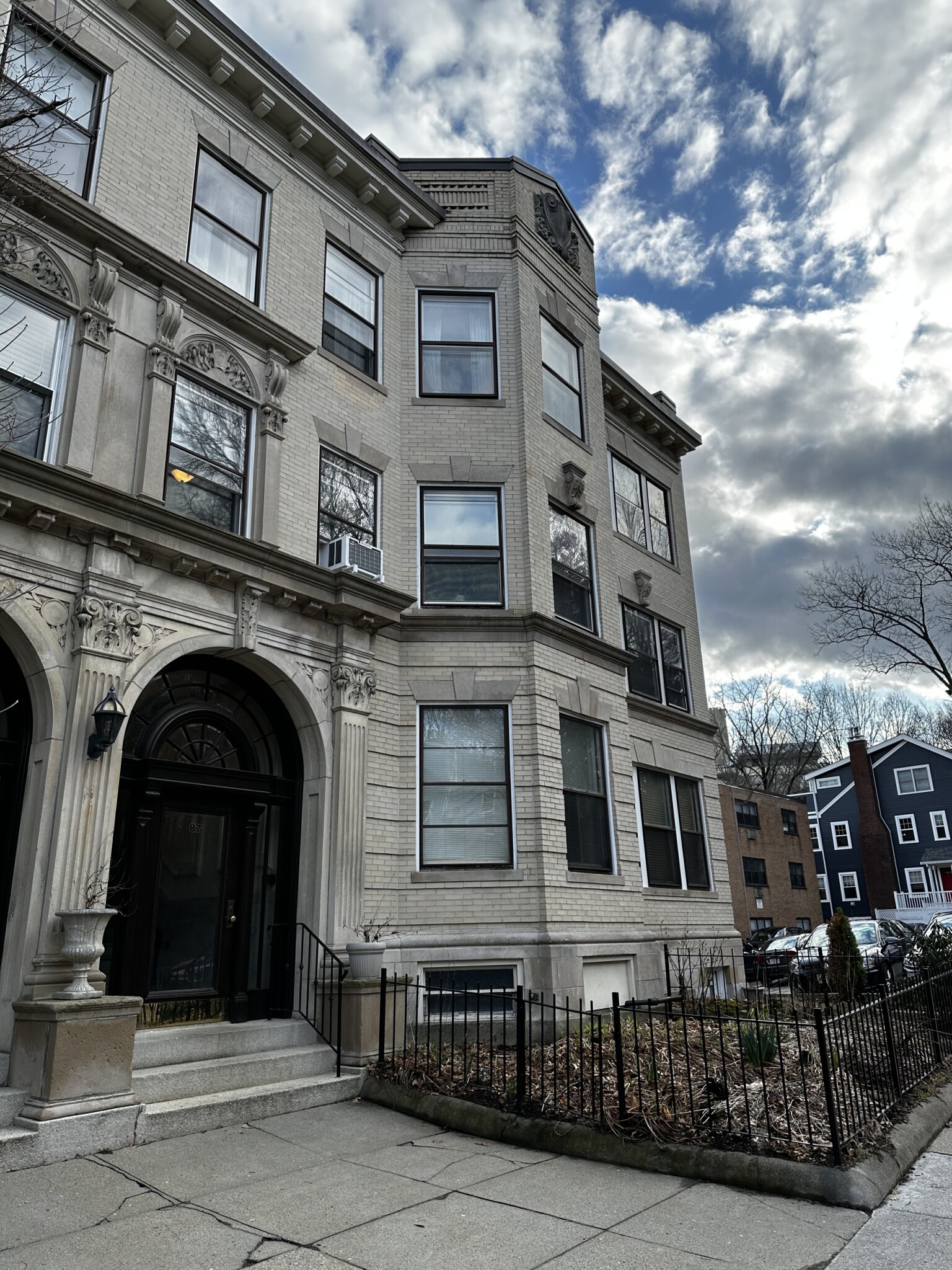 87 Mason Ter, Corey Hill