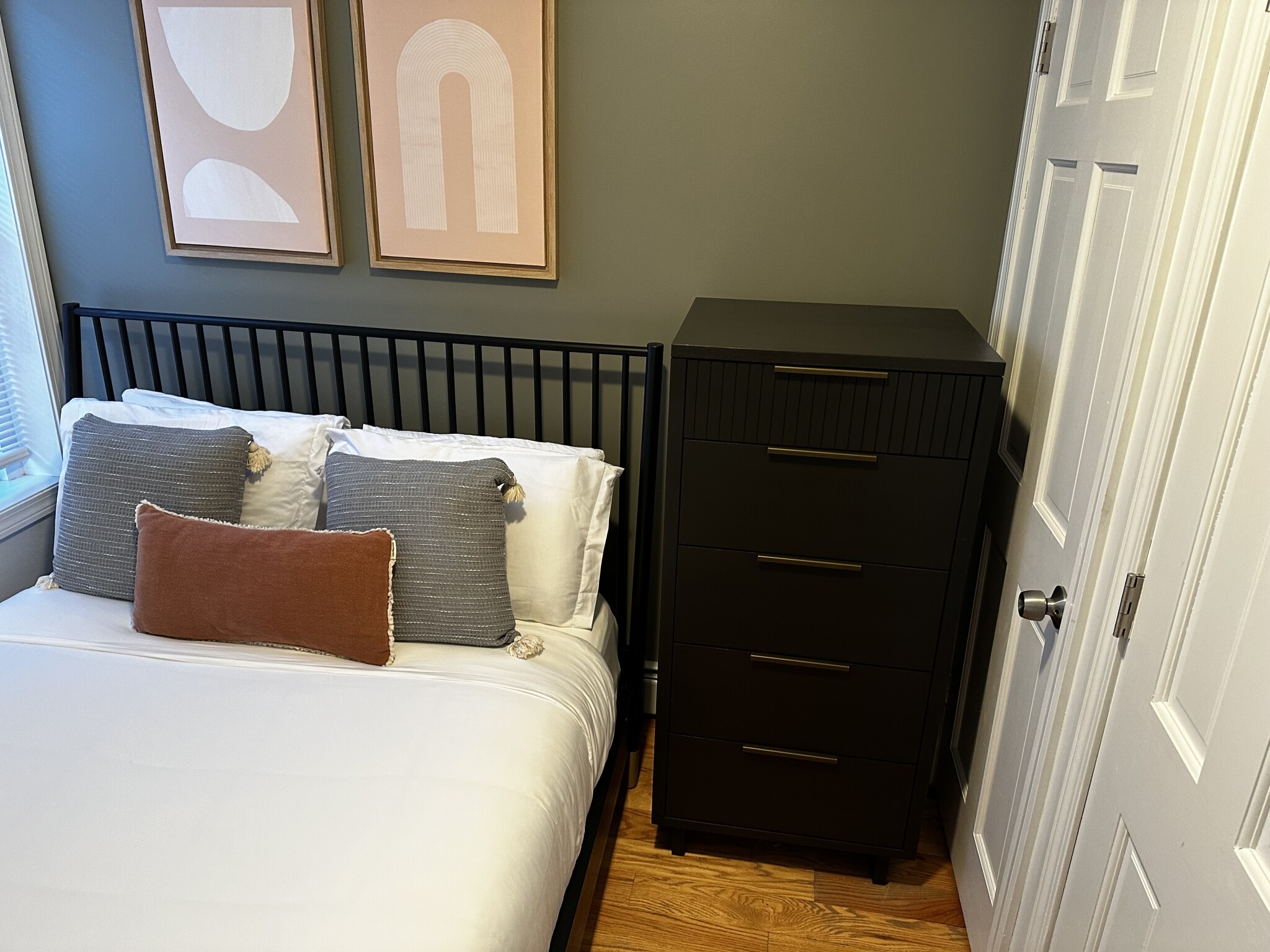 12 Foster St, North End