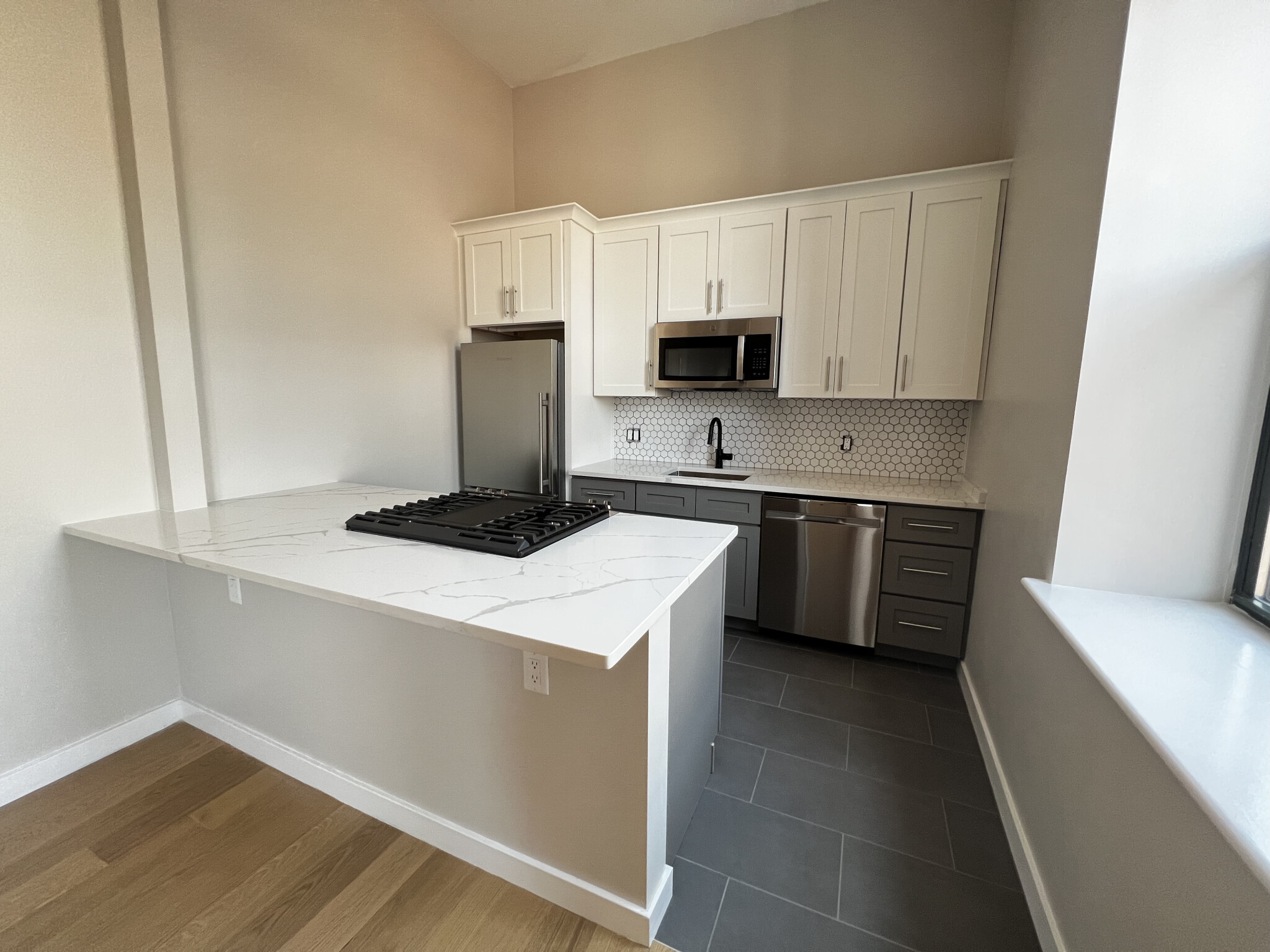 1661 Washington St, South End