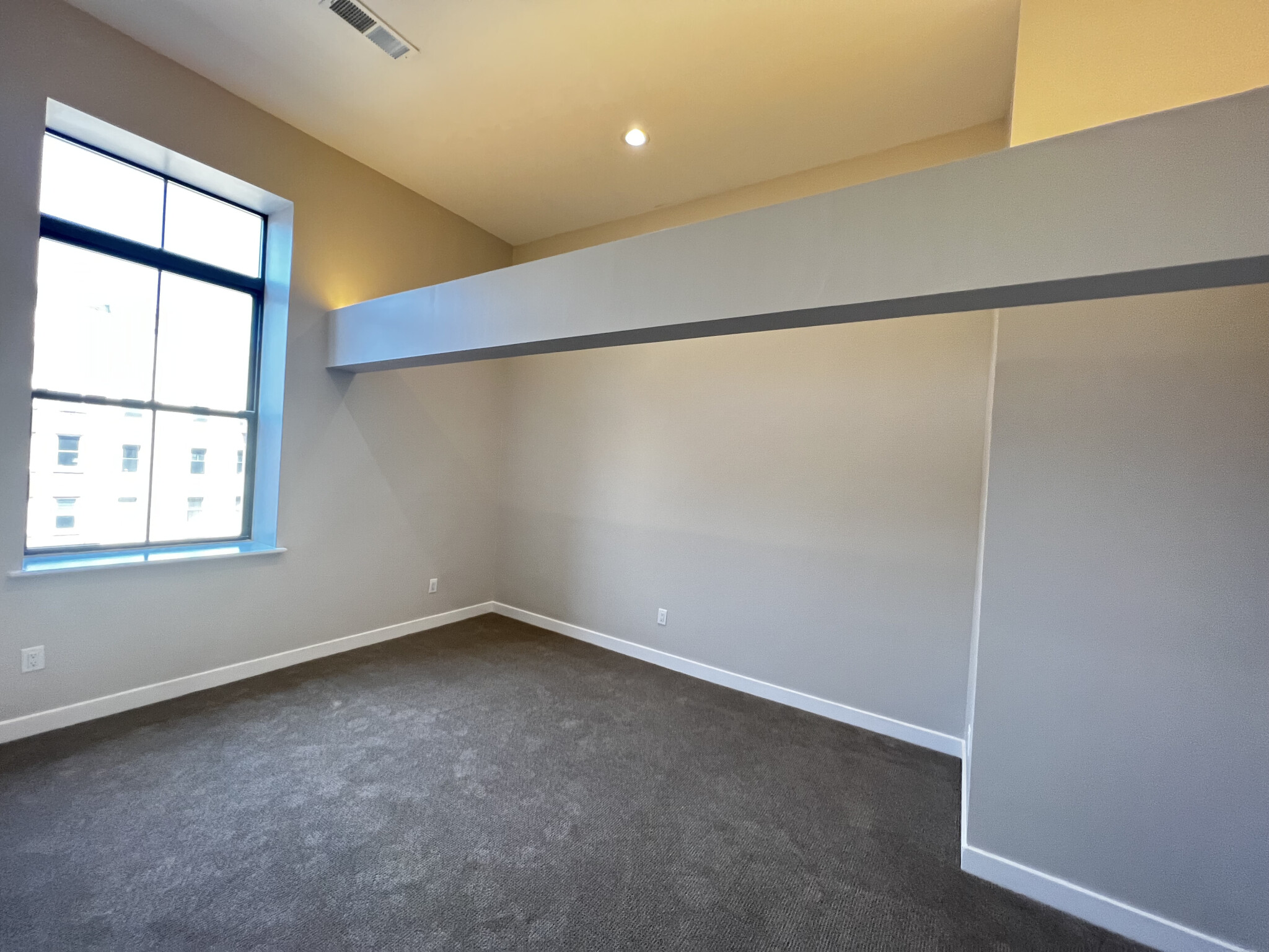 1661 Washington St, South End