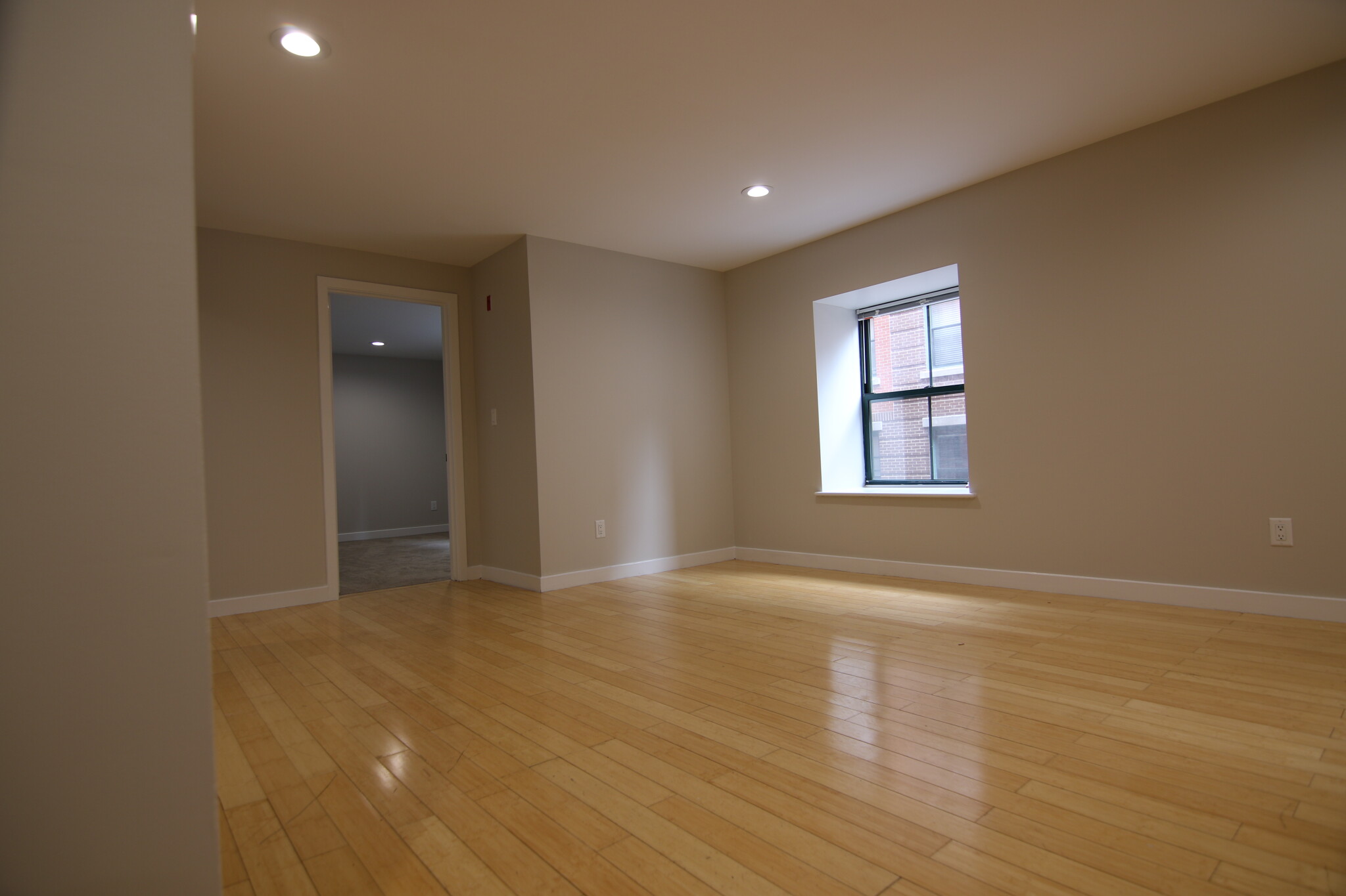 1661 Washington St, South End