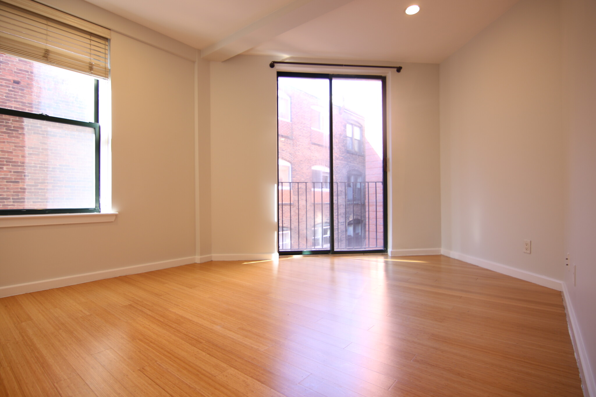 1661 Washington St, South End