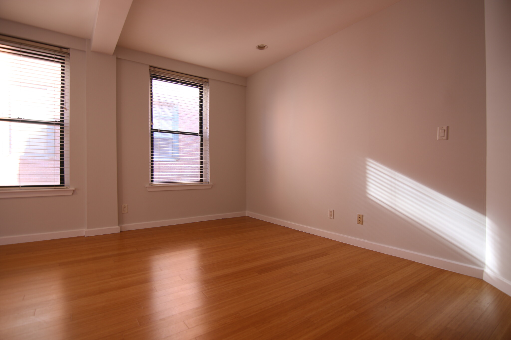 1661 Washington St, South End