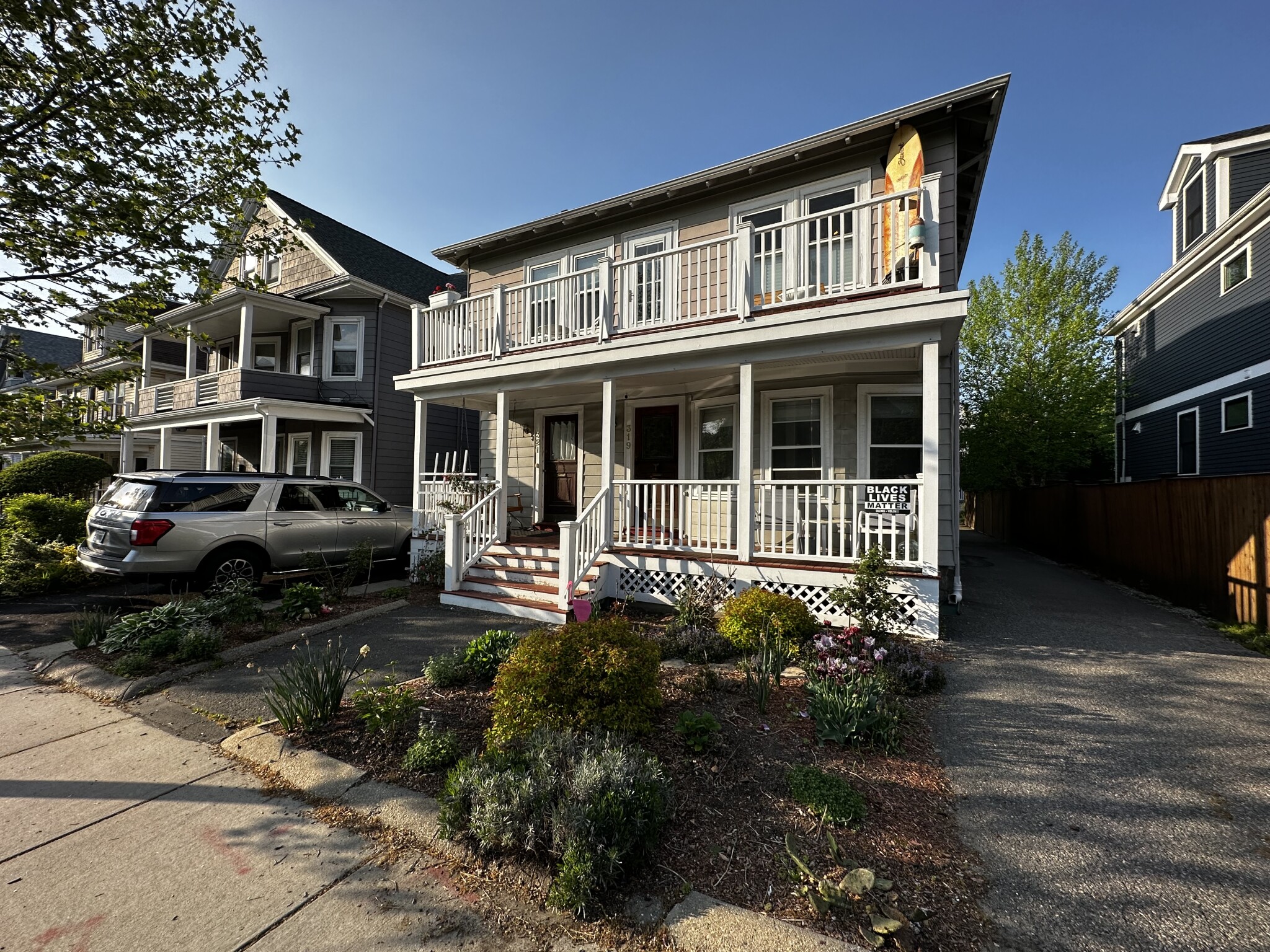 319 Concord Ave, West Cambridge