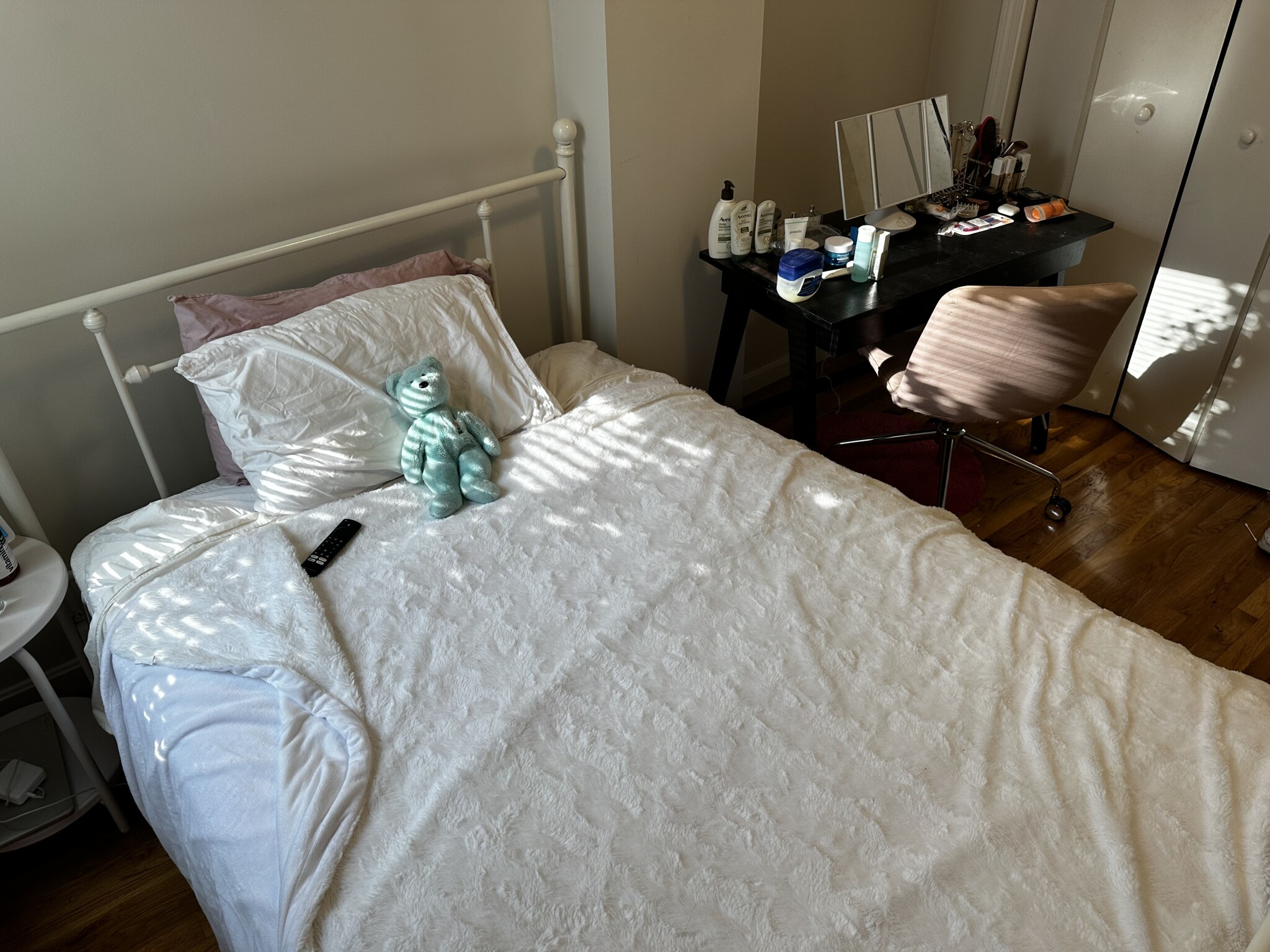 35 Grove St, Beacon Hill