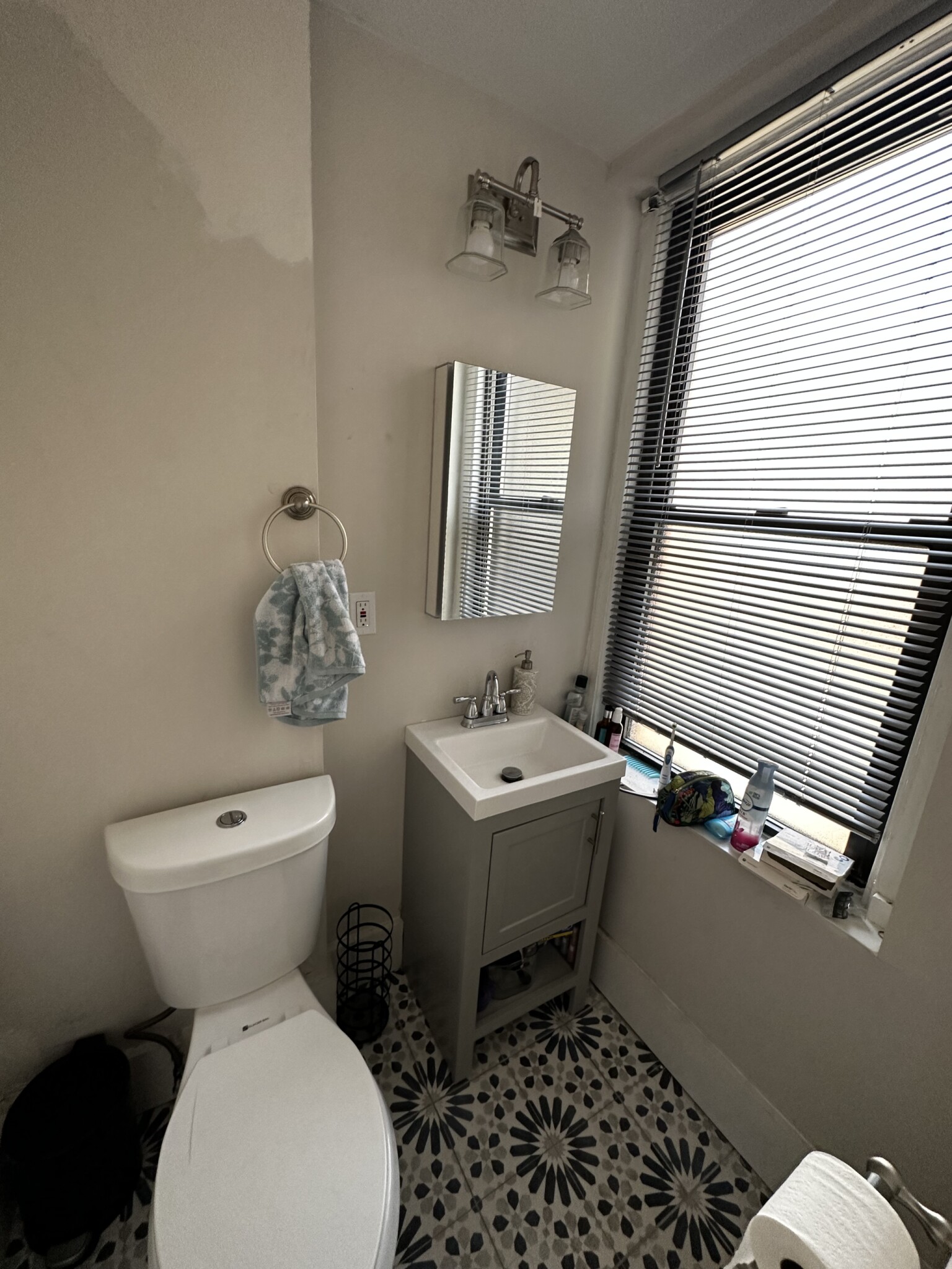 35 Grove St, Beacon Hill