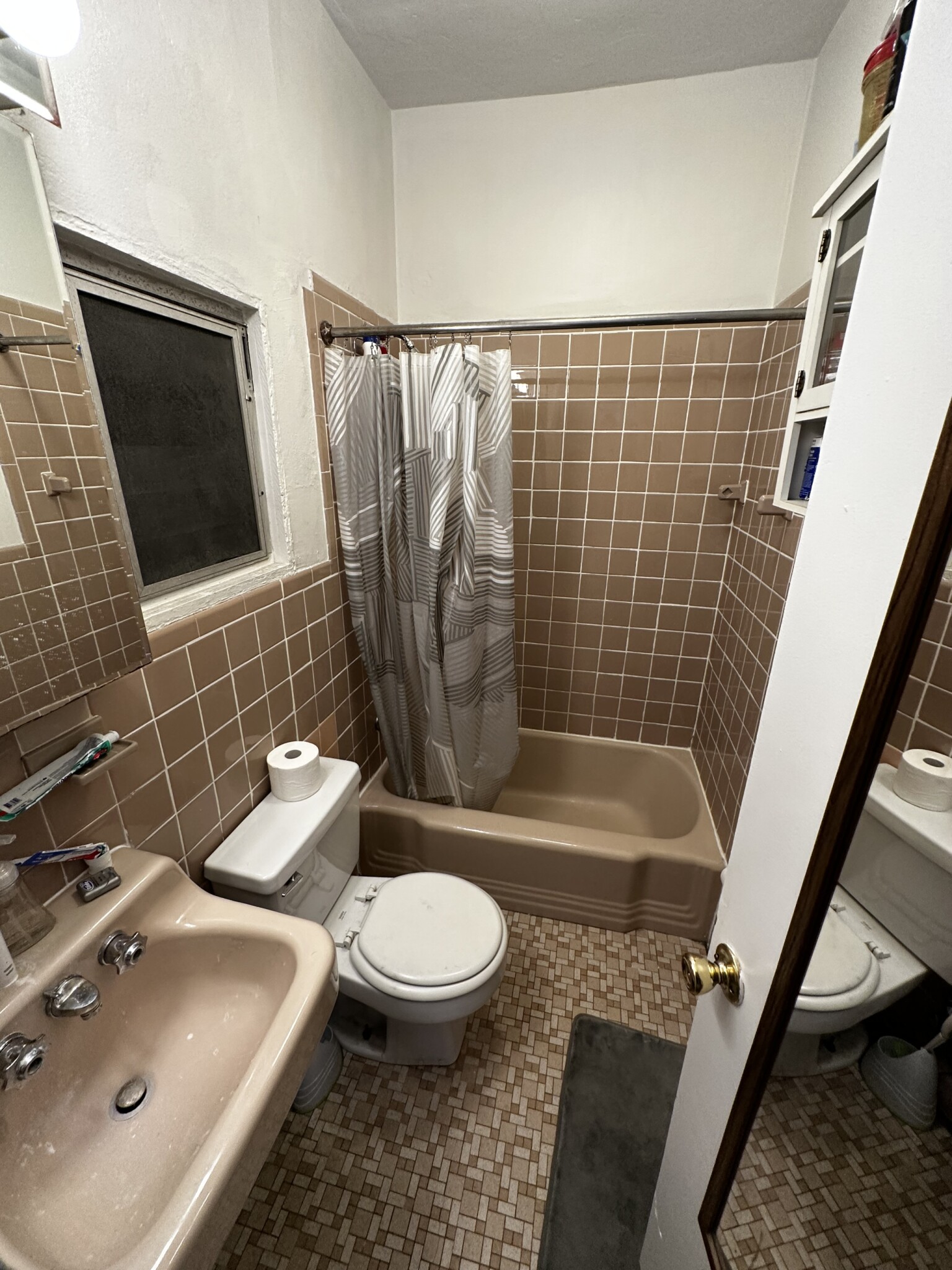 17 Irving St, Beacon Hill