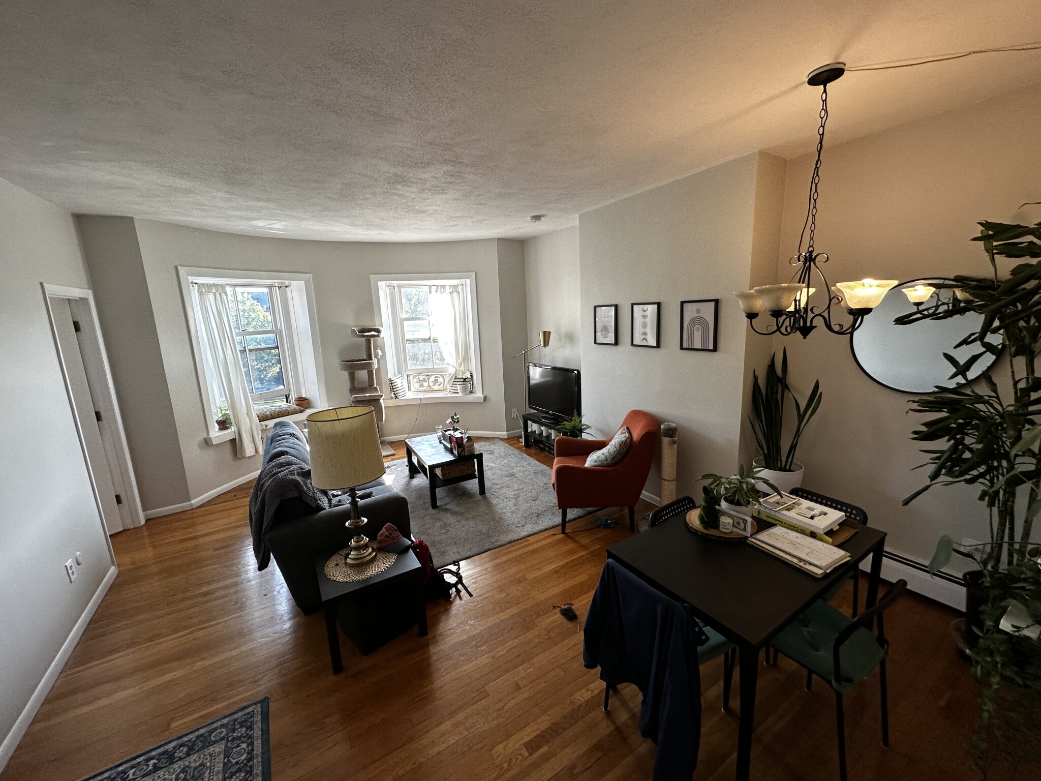 538 Massachusetts Ave, South End