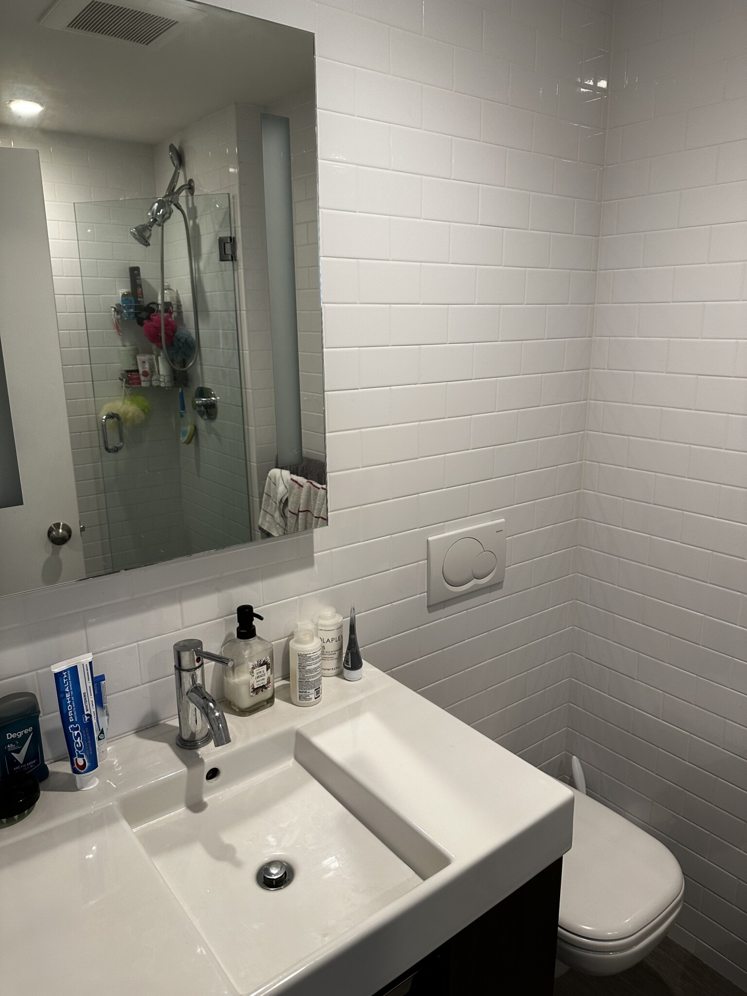 126 Charles St, East Cambridge