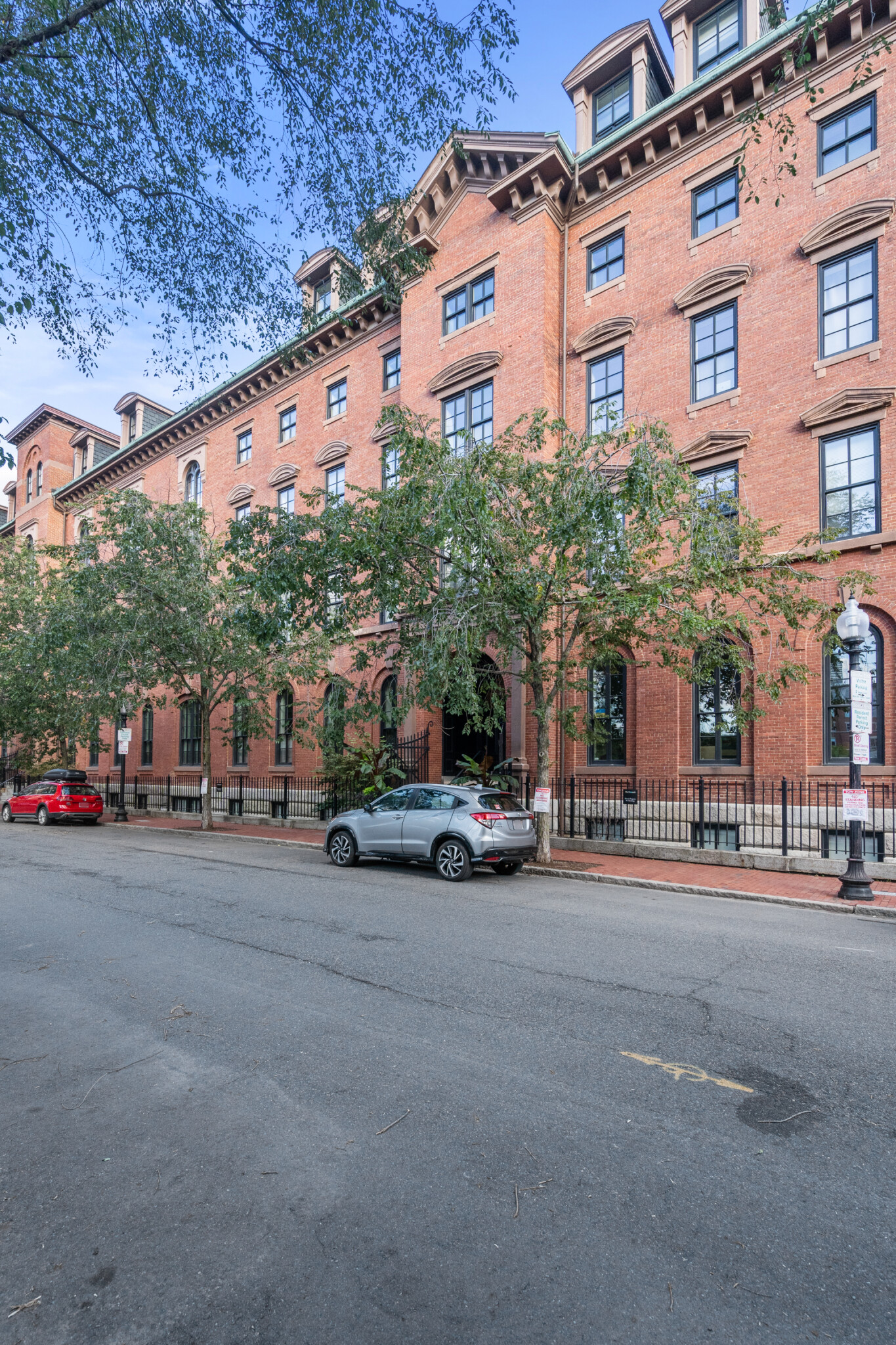 21 Father Francis Gilday St, South End