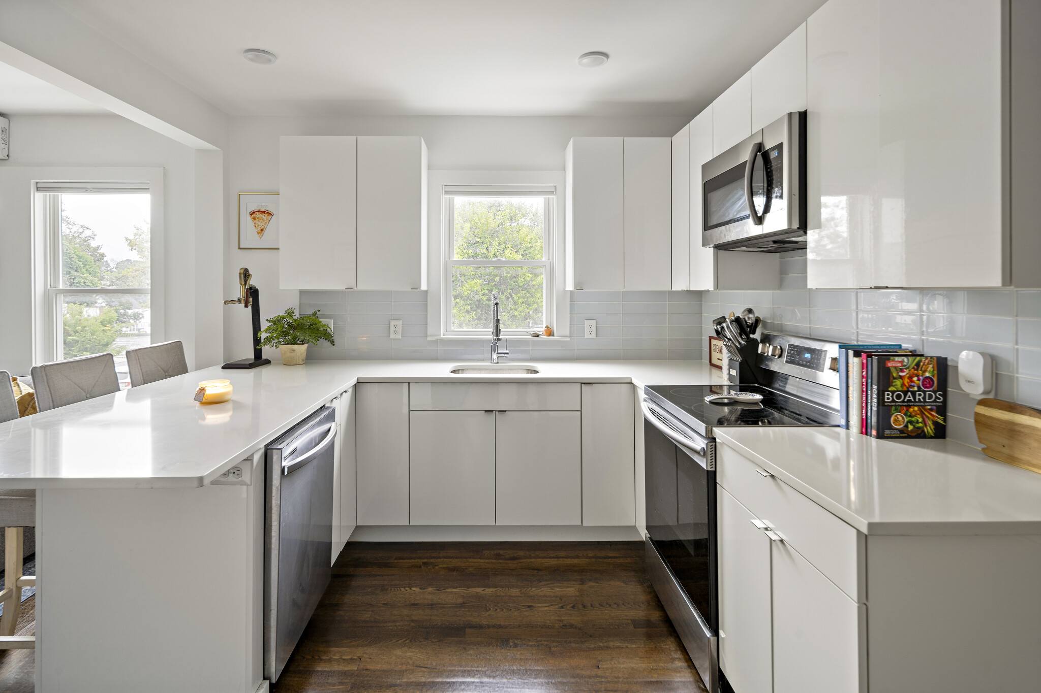 4438 Washington St, Roslindale