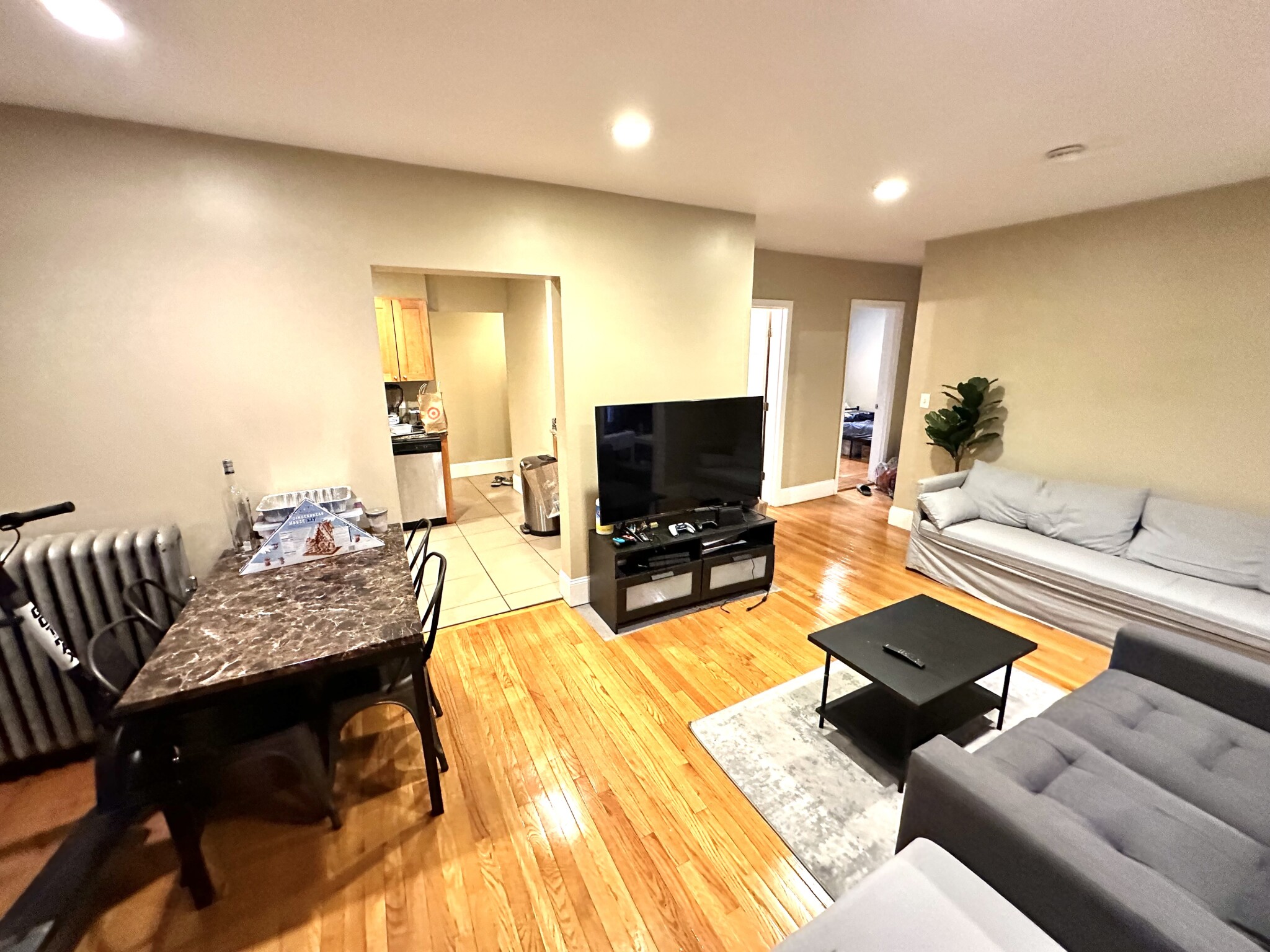 76 Egmont St, Coolidge Corner