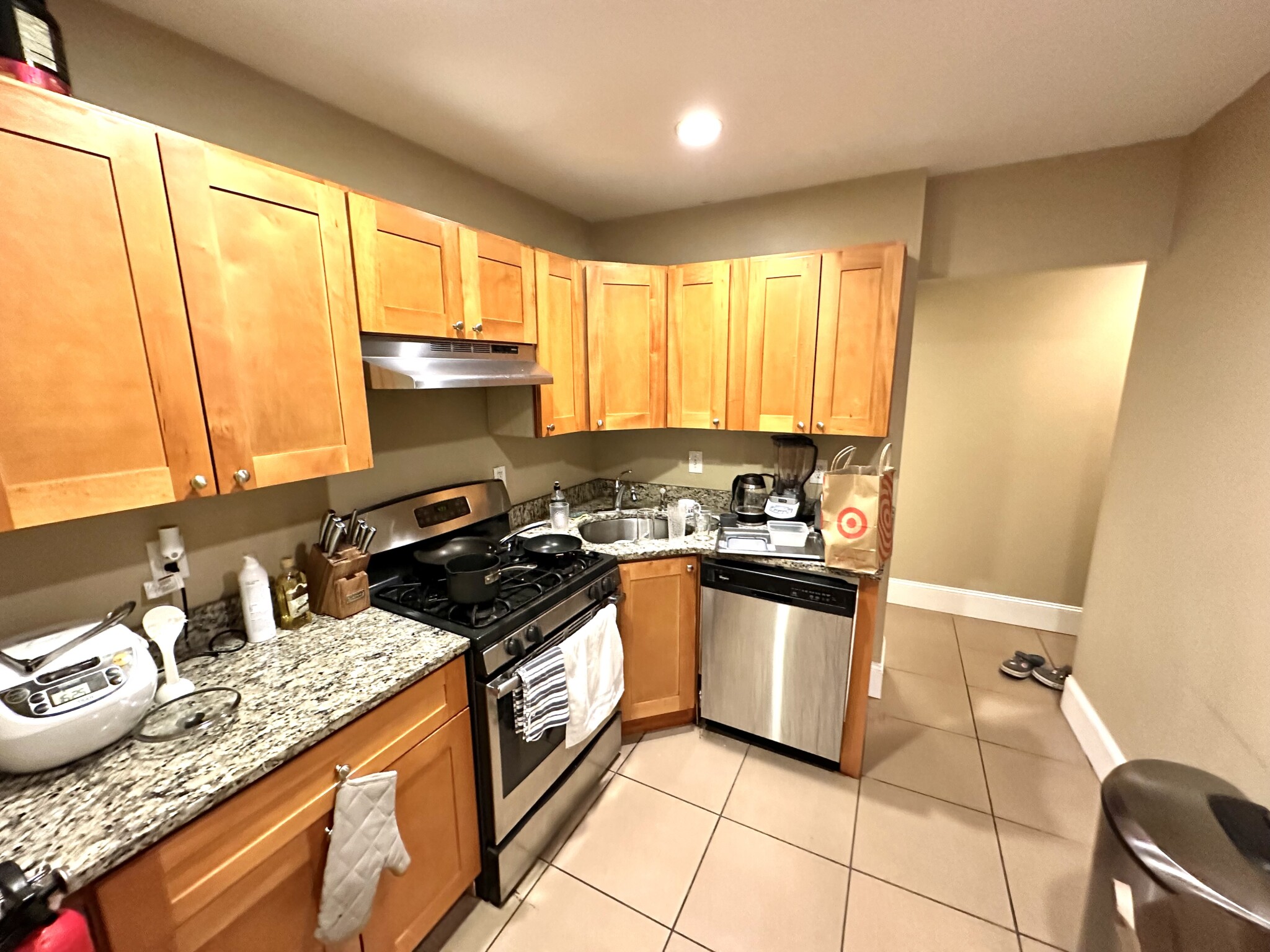 76 Egmont St, Coolidge Corner