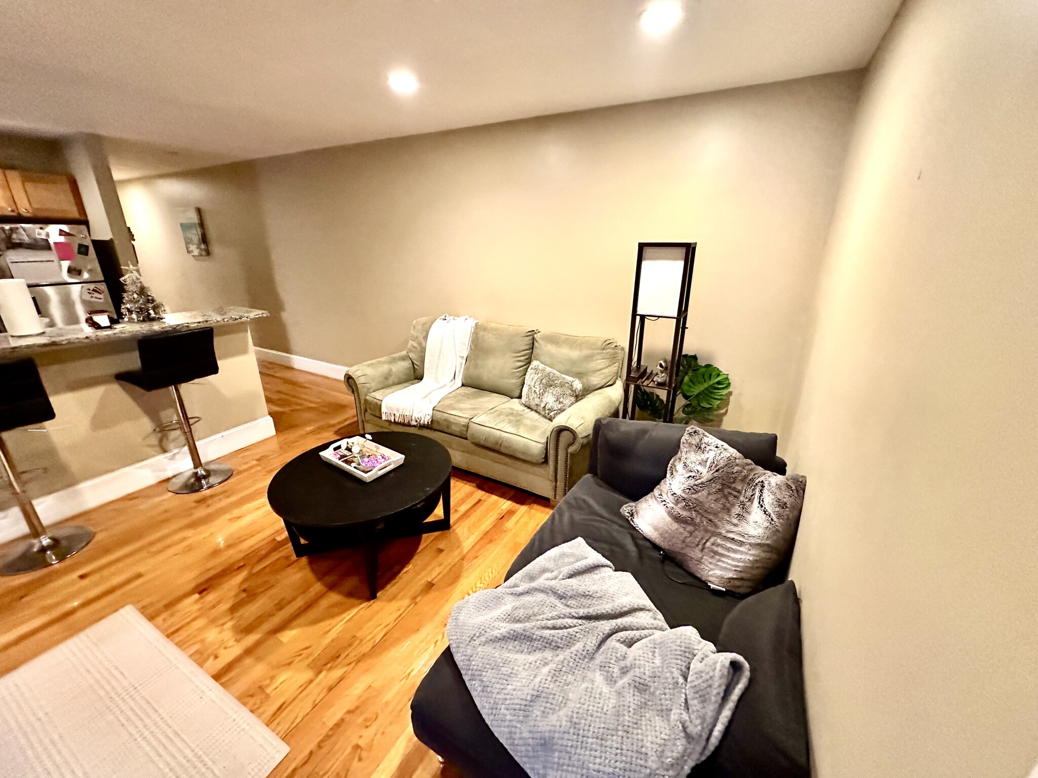 76 Egmont St, Coolidge Corner