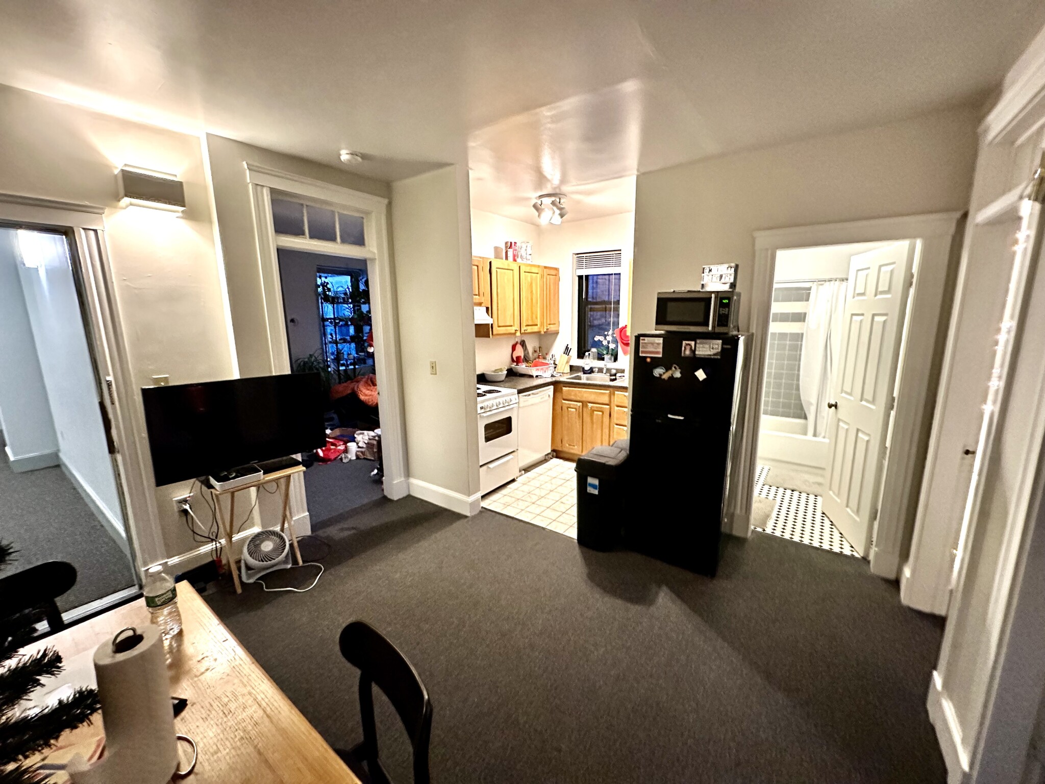 829 Beacon St, Fenway