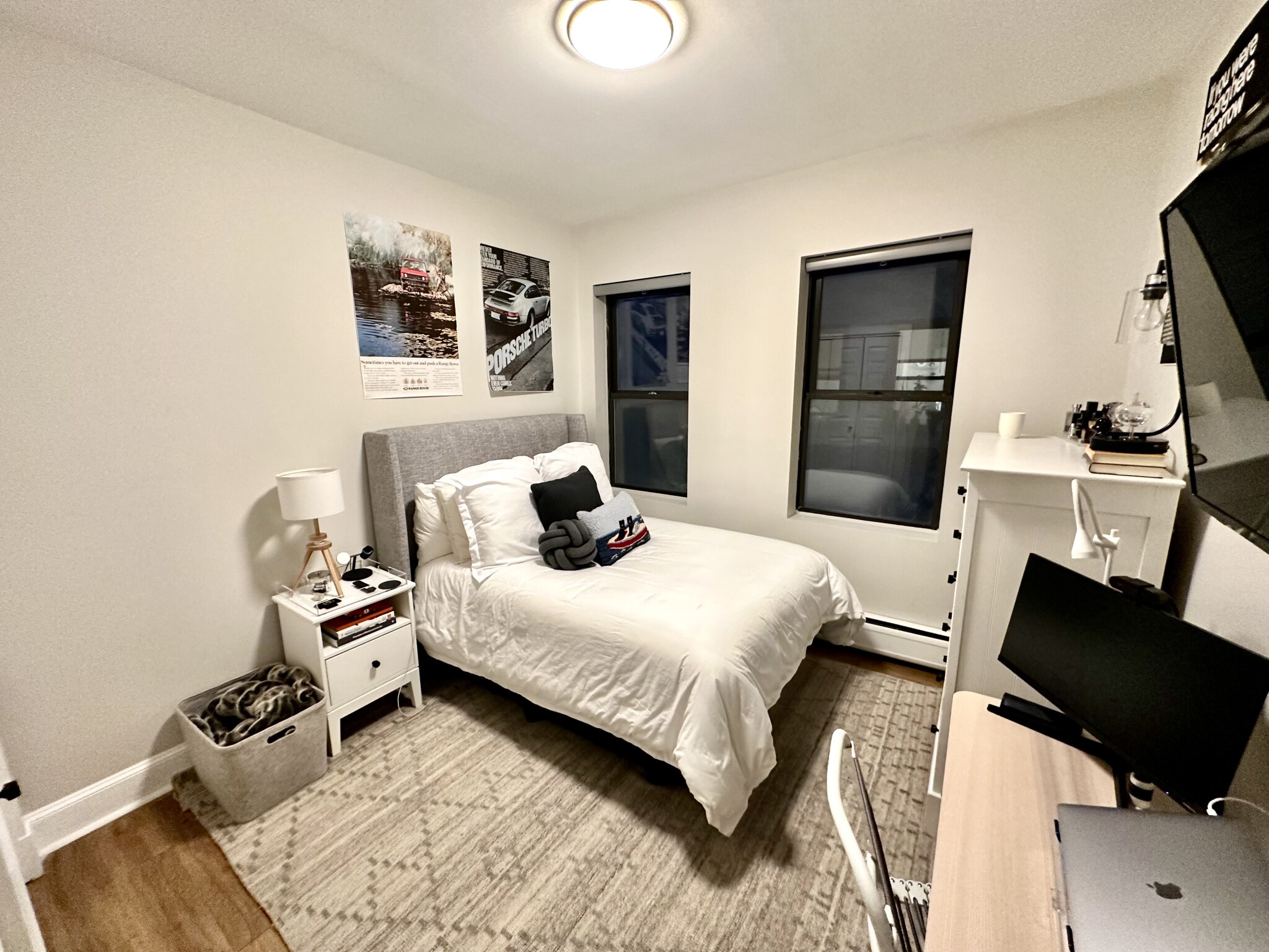 833 Beacon St, Fenway