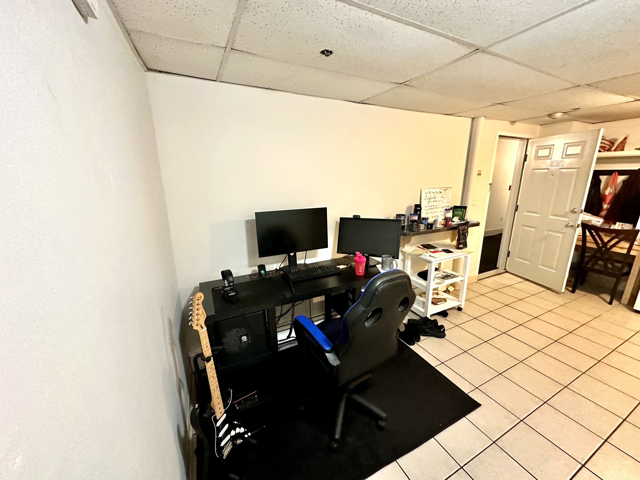 833 Beacon St, Fenway