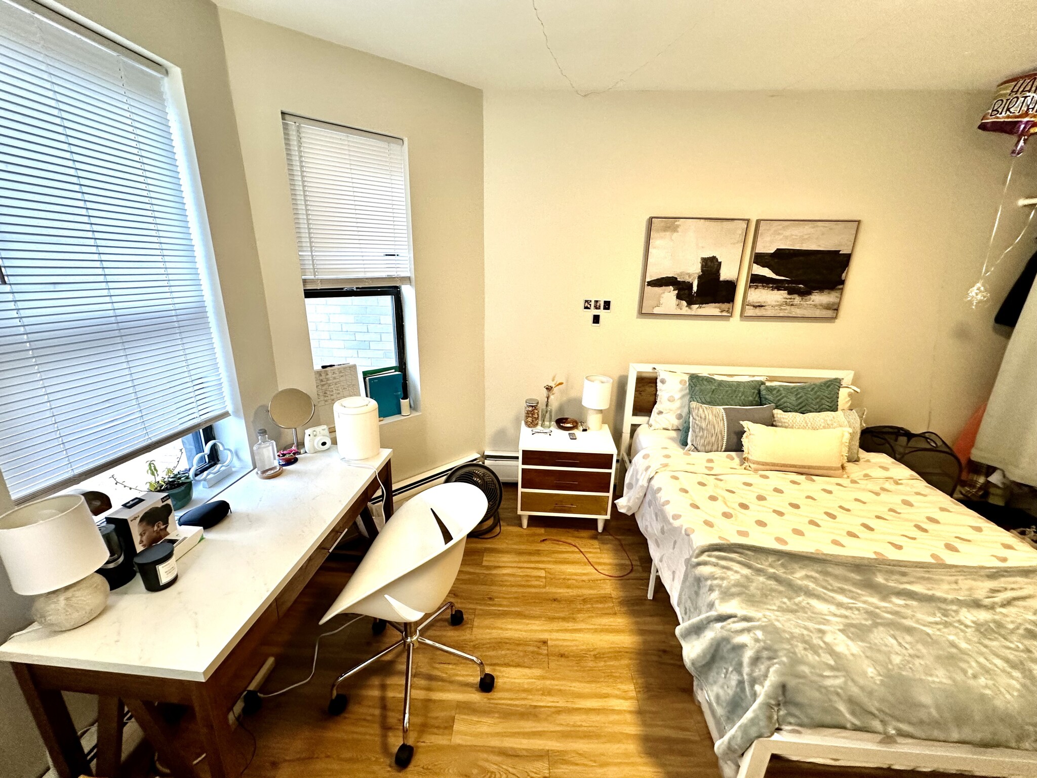 833 Beacon St, Fenway