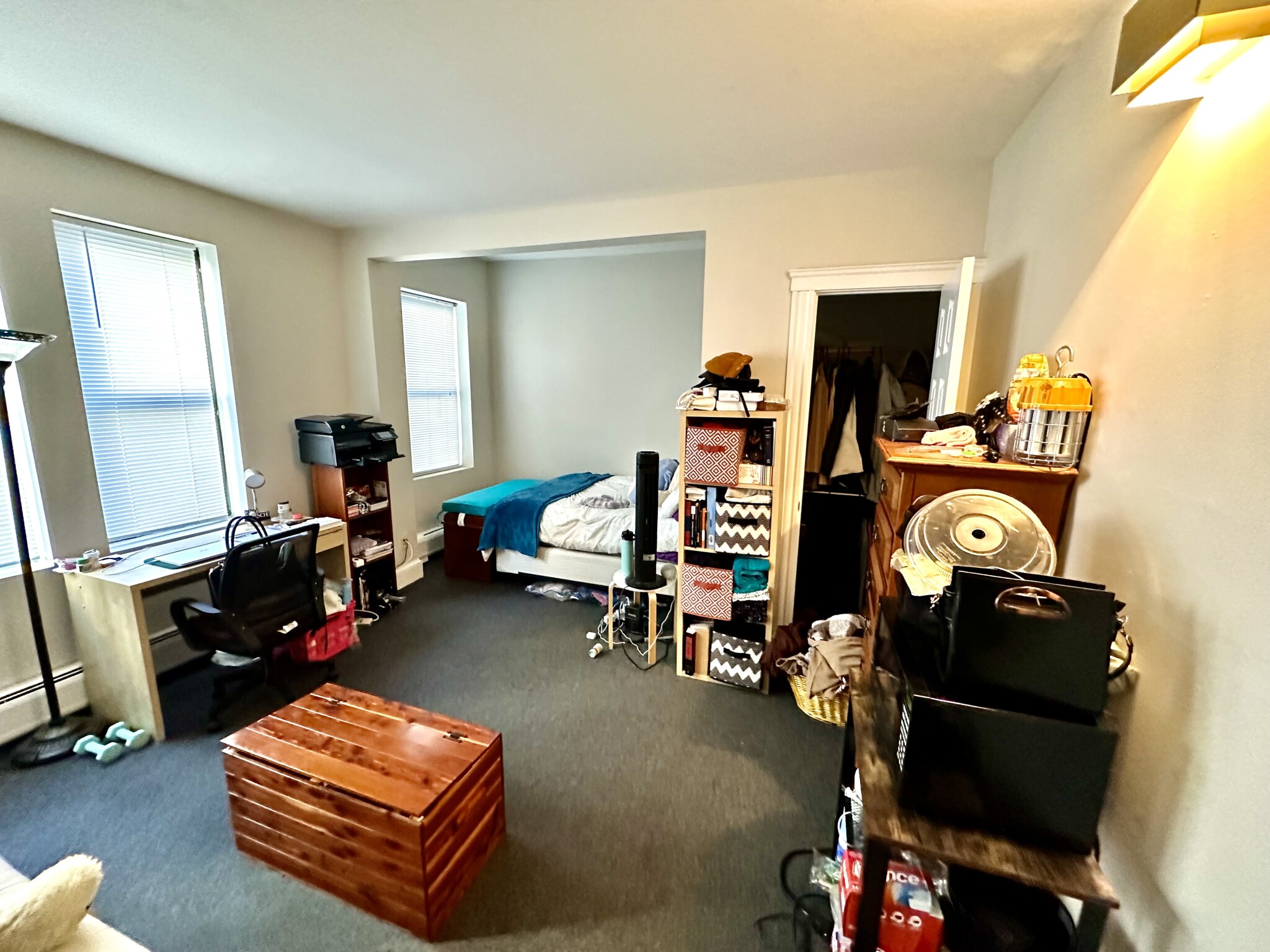 833 Beacon St, Fenway